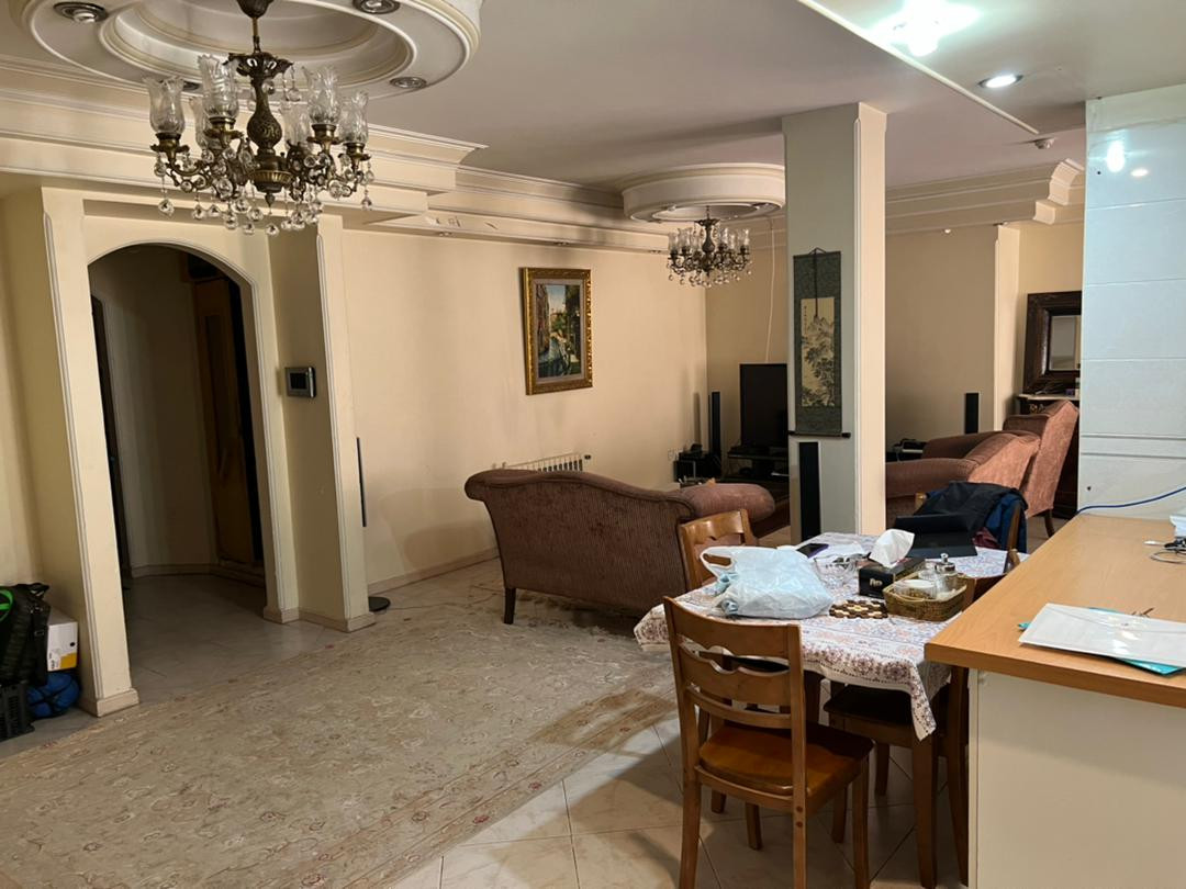 ۱۶۰ متر ۳ خواب ۲ پارکینگ