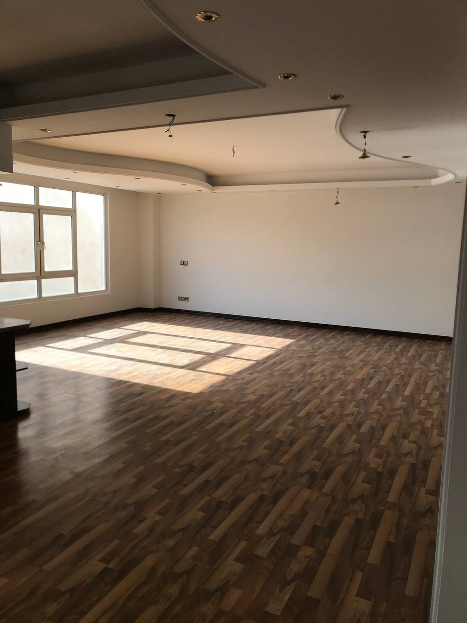 اجاره آپارتمان ۱۲۰ متر دیباجی غرق نور