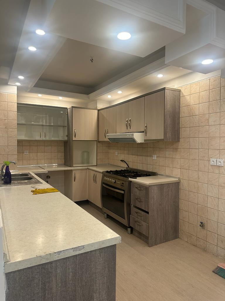 فروش آپارتمان 125 متر 2 خواب در نیاوران