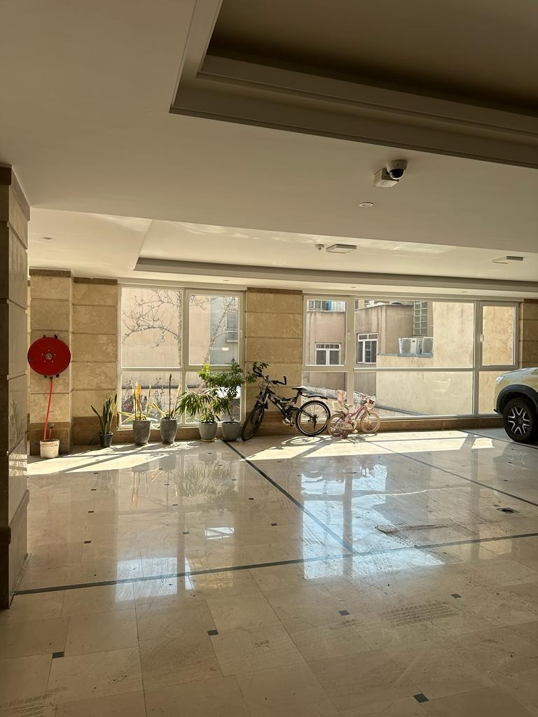 فروش آپارتمان 220 متری 3 خواب نیاوران