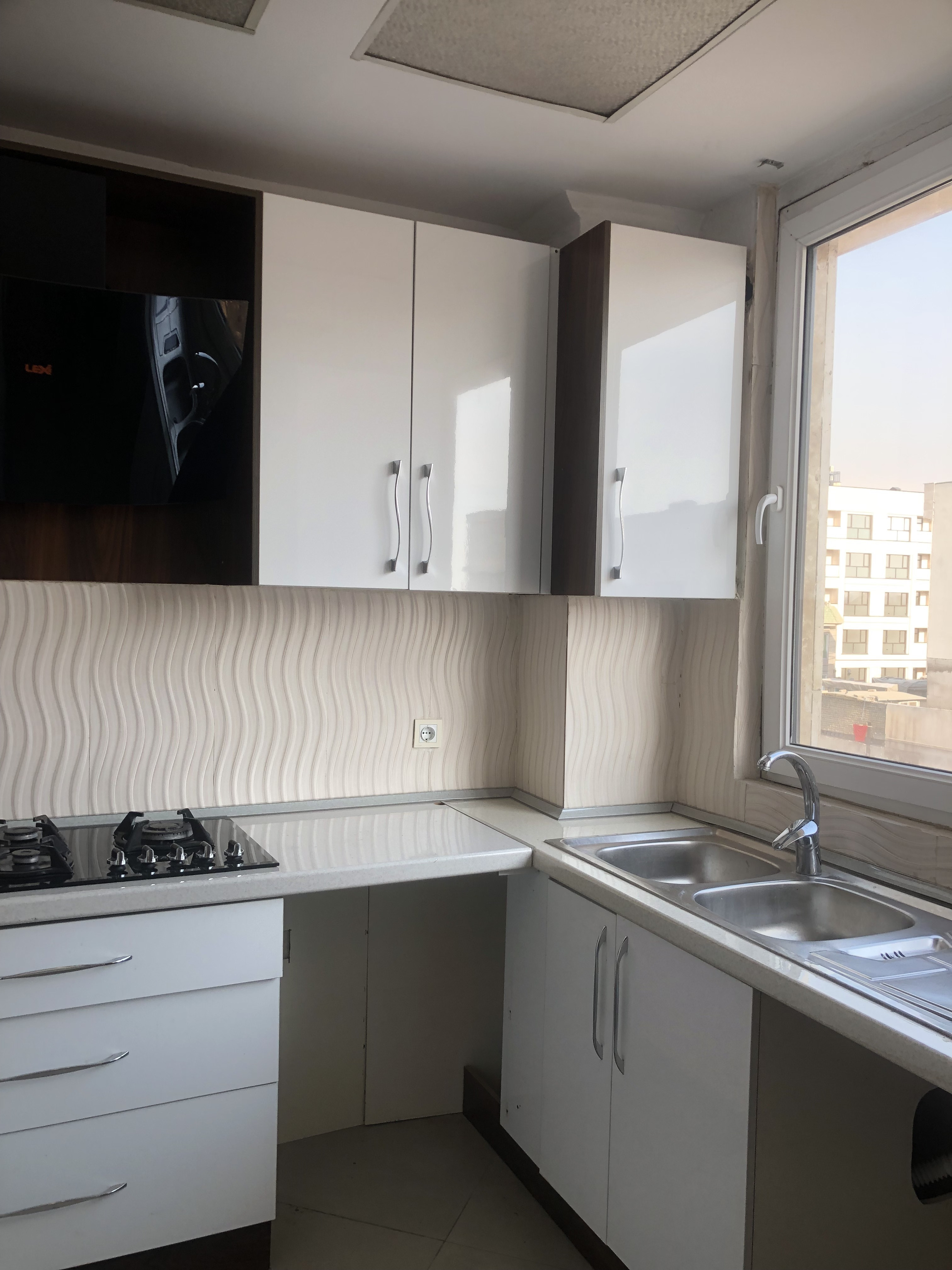 فروش آپارتمان 74 متر هروی