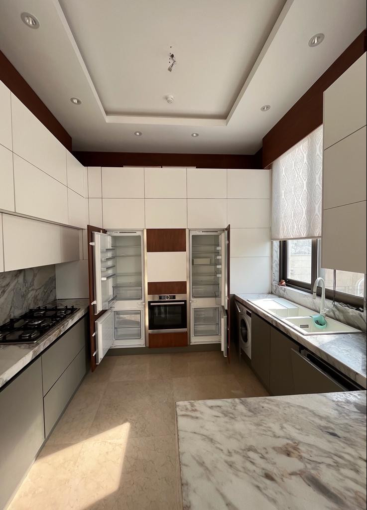 فروش آپارتمان 130 متر نیاوران مشاعات آبی فعال