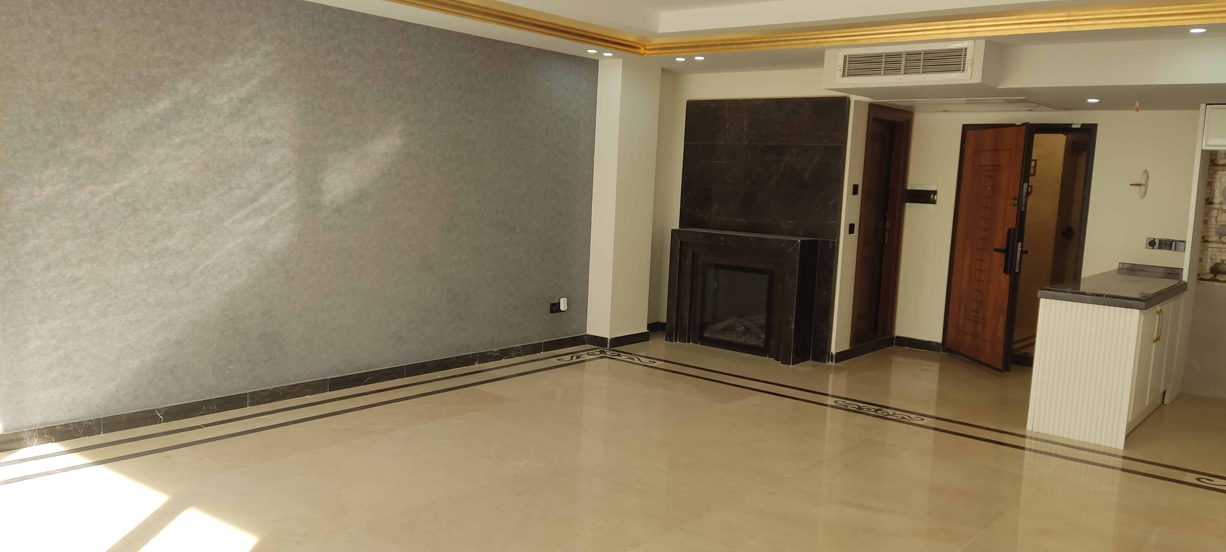 فروش آپارتمان 84 متر پاسداران غرق در نور