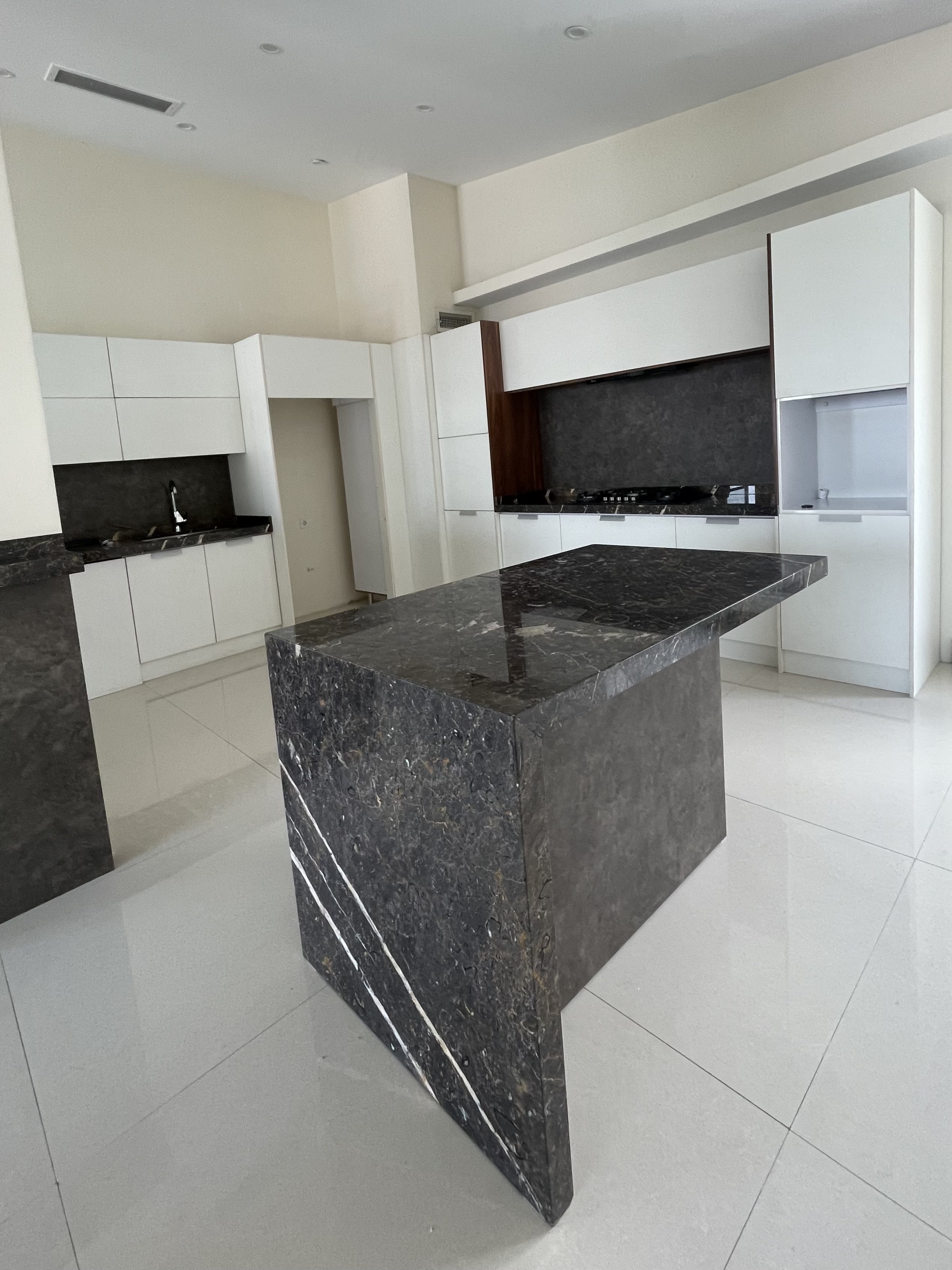 اجاره آپارتمان 200 متر اقدسیه