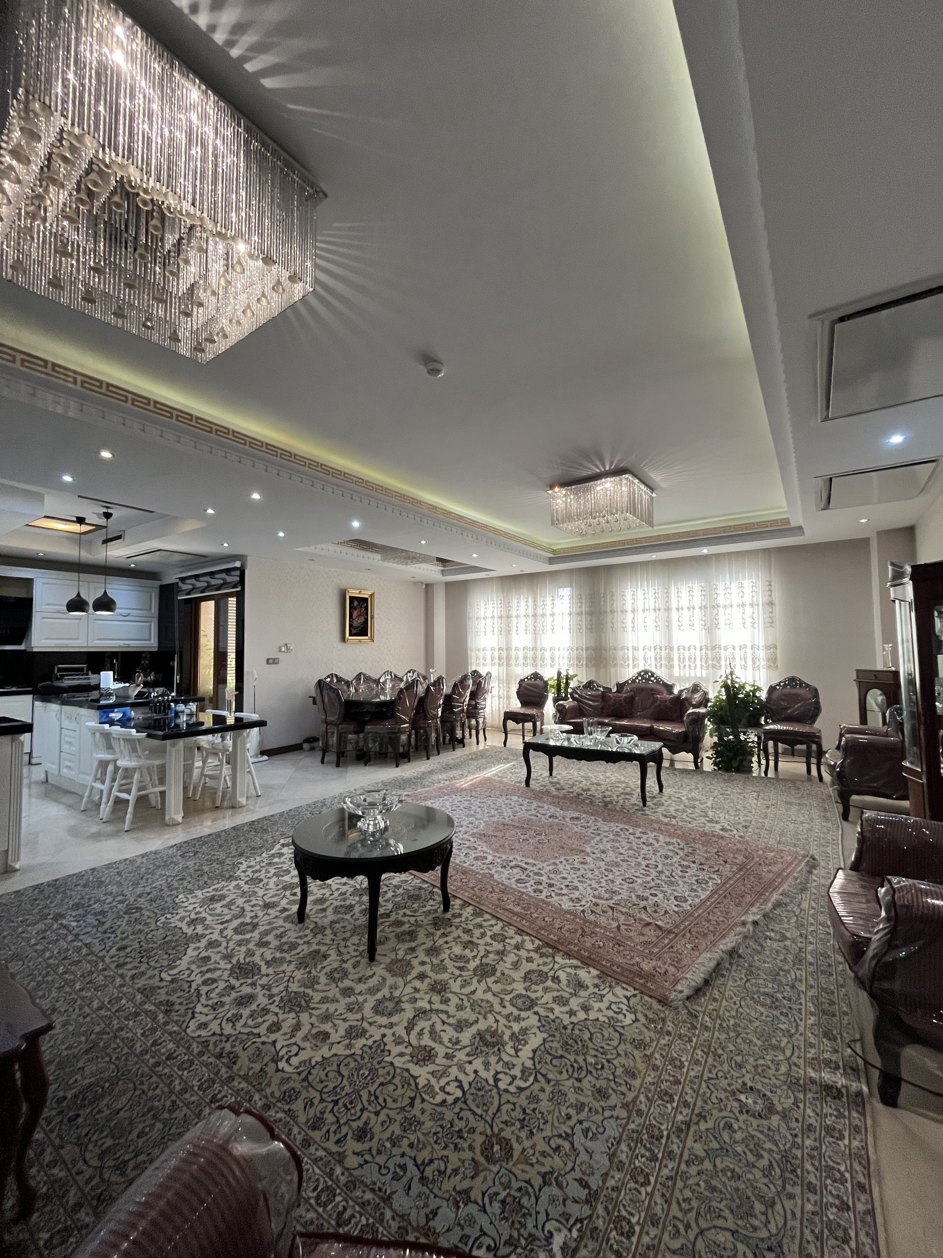 فروش آپارتمان 202متر فرمانیه فول مشاعات
