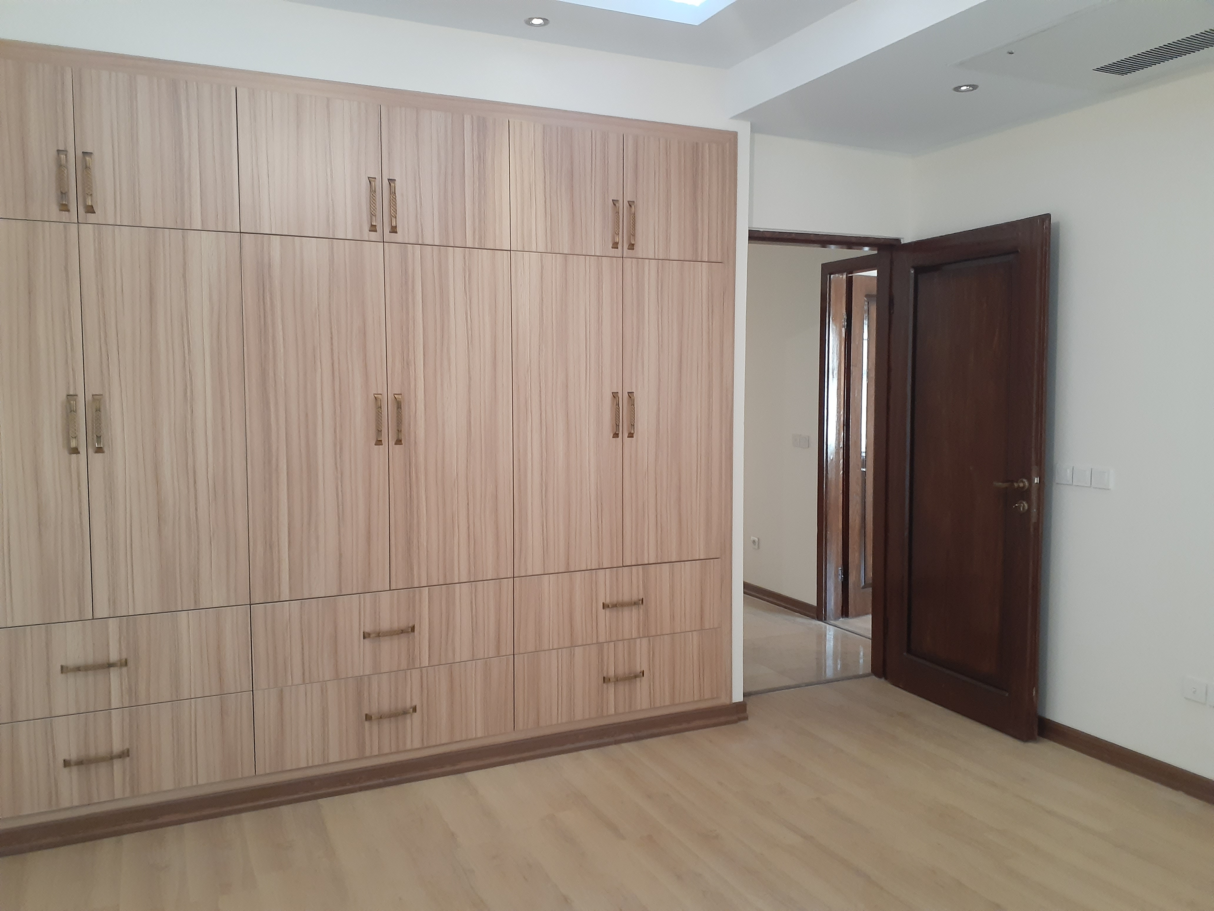 فروش آپارتمان 340 متر دروس
