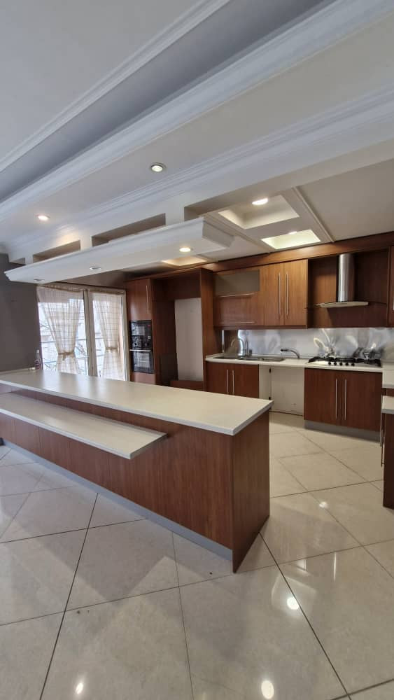 فروش آپارتمان 146 متر نیاوران مشاعات آبی