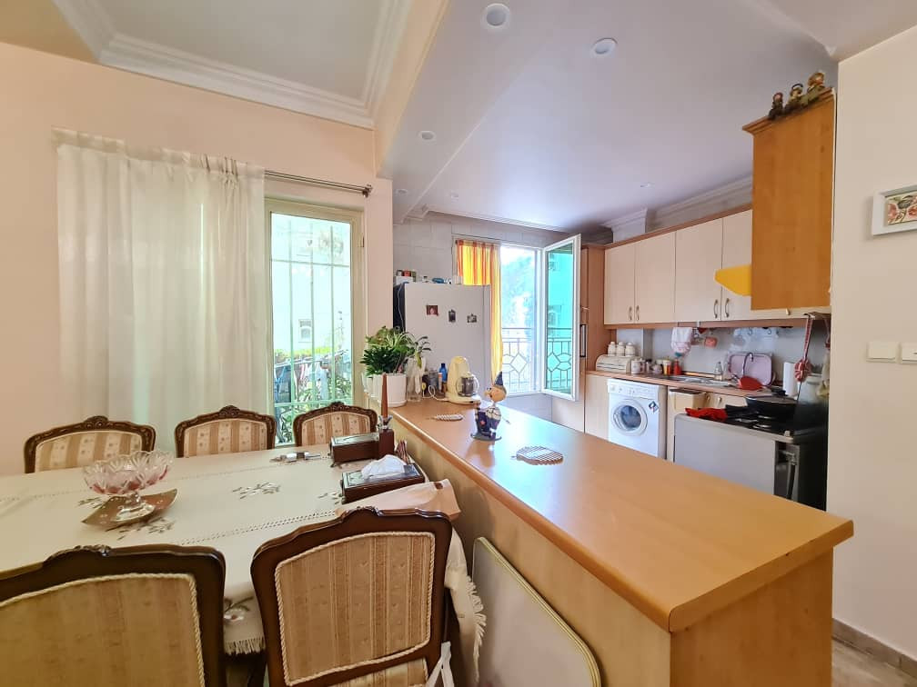 فروش آپارتمان 95 متر دولت پر نور