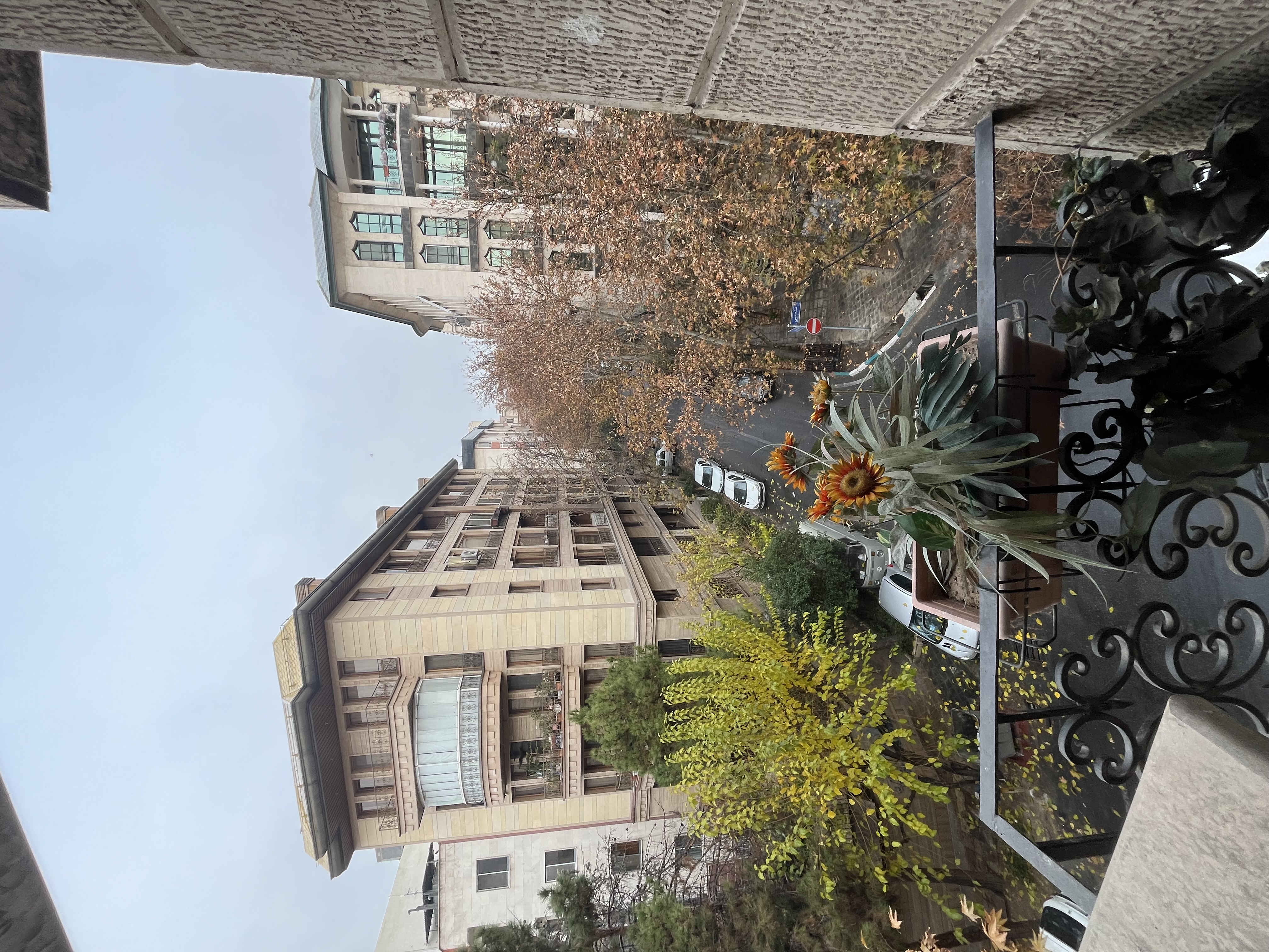 فروش آپارتمان 160 متر پاسداران نور مستقیم