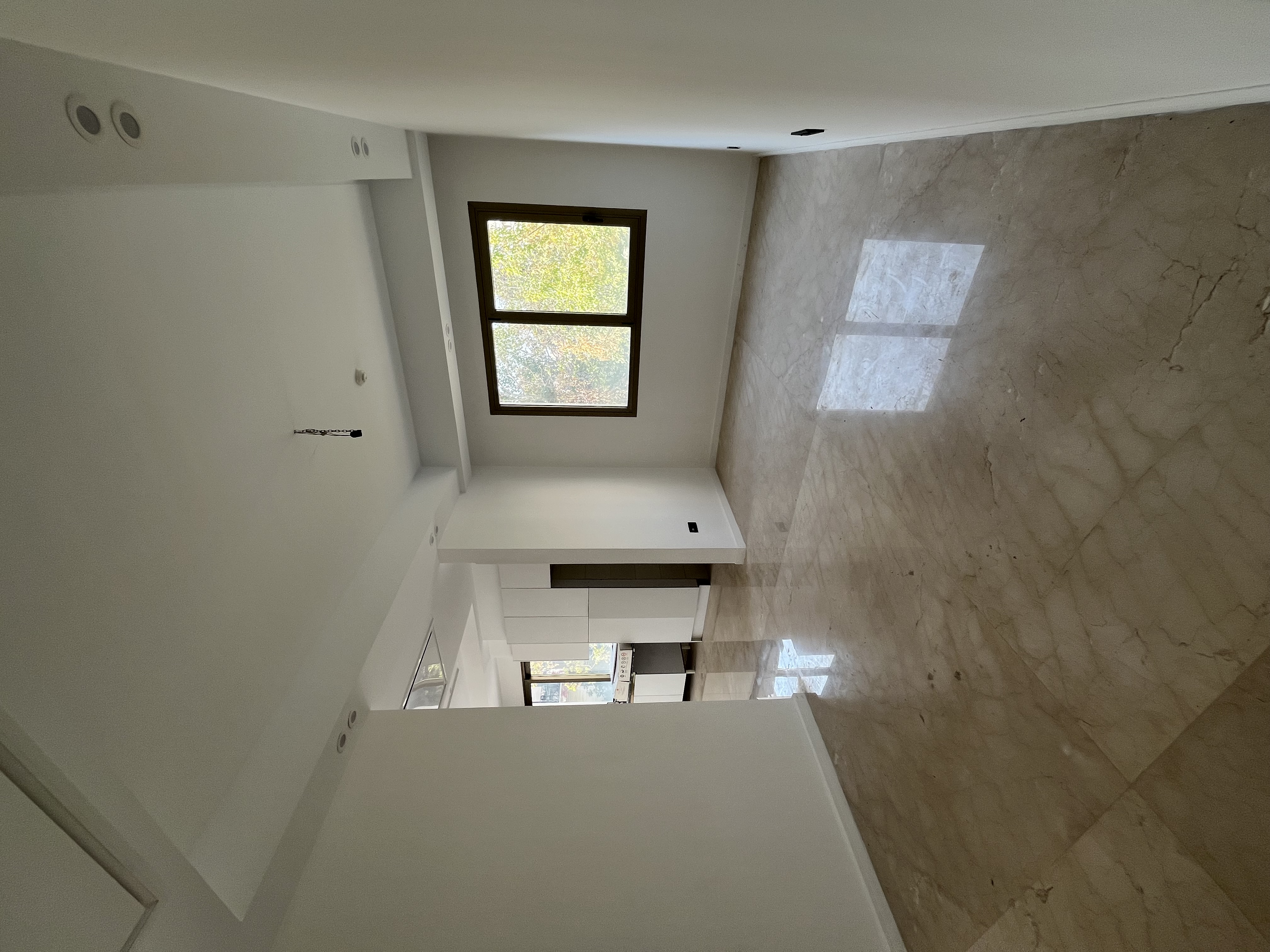 فروش آپارتمان 123 متر حمکت نوساز کلید نخورده نور شمال و جنوب