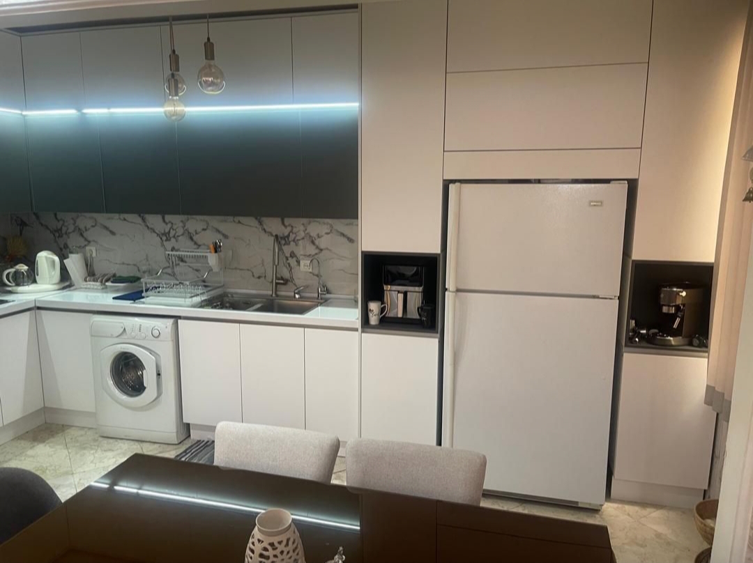 فروش آپارتمان 95 متر 2 خواب شهرک لاله بازسازی شده