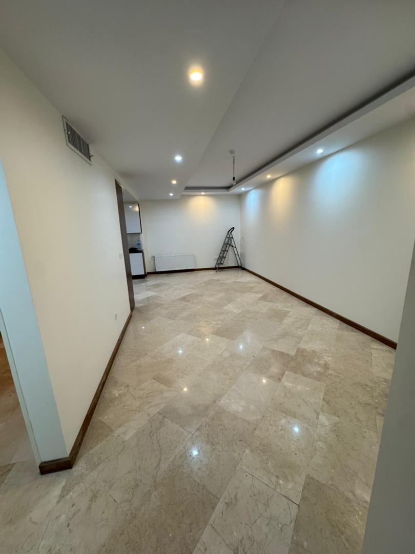 رهن و اجاره اپارتمان 80 متری 2خوابه فول امکانات