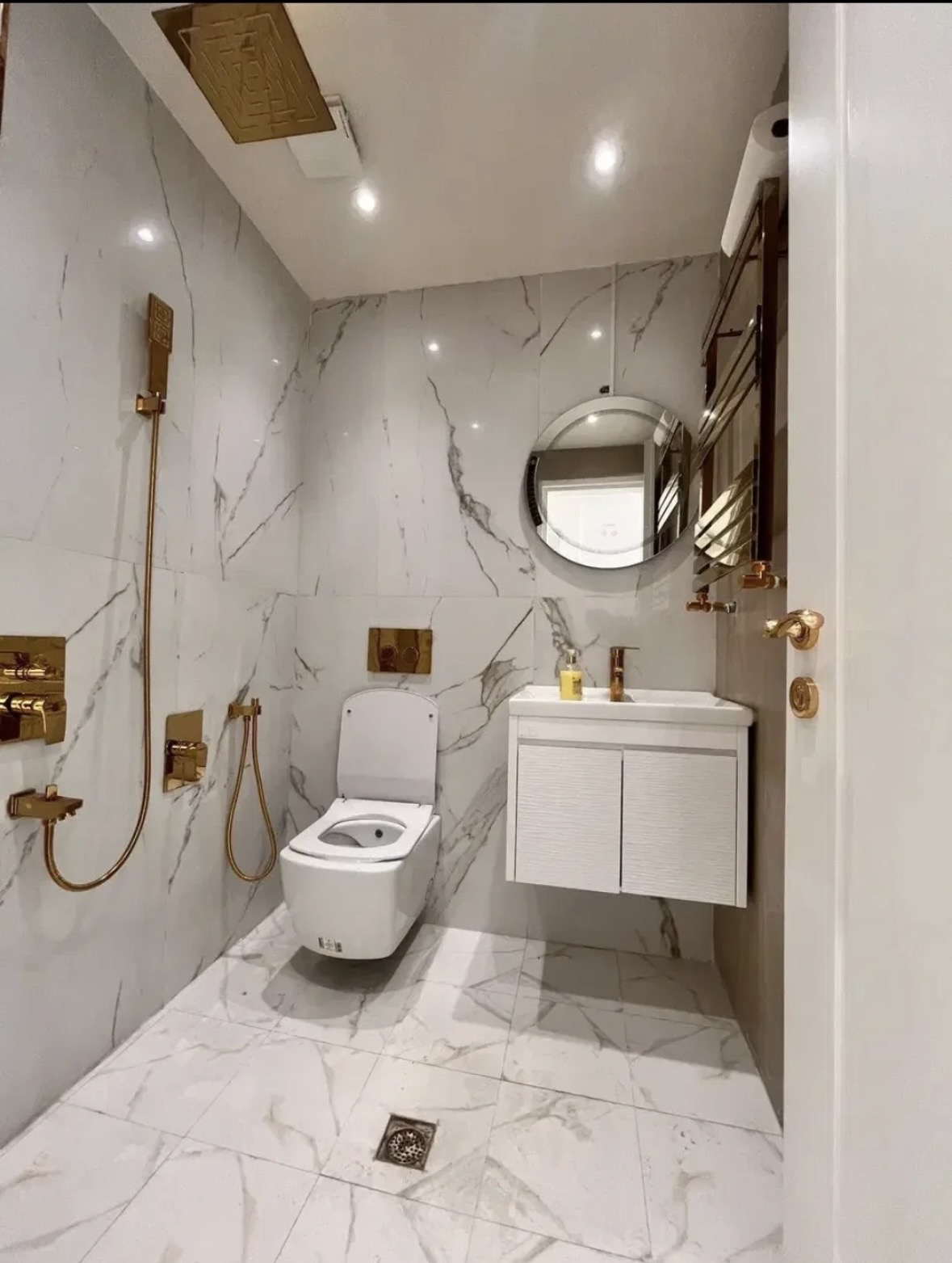 فروش واحد 120متری  دیباجی نوساز کلید نخورده خوش نقشه