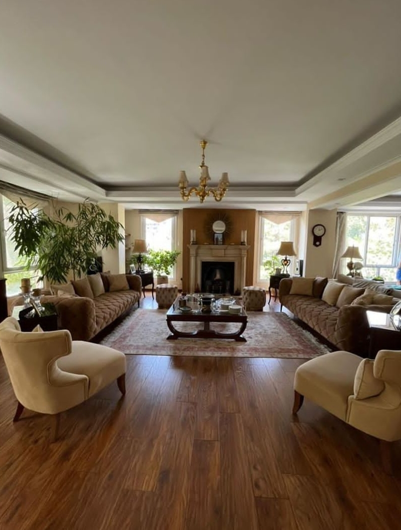 فروش آپارتمان 95متر ریحانی غرق نور