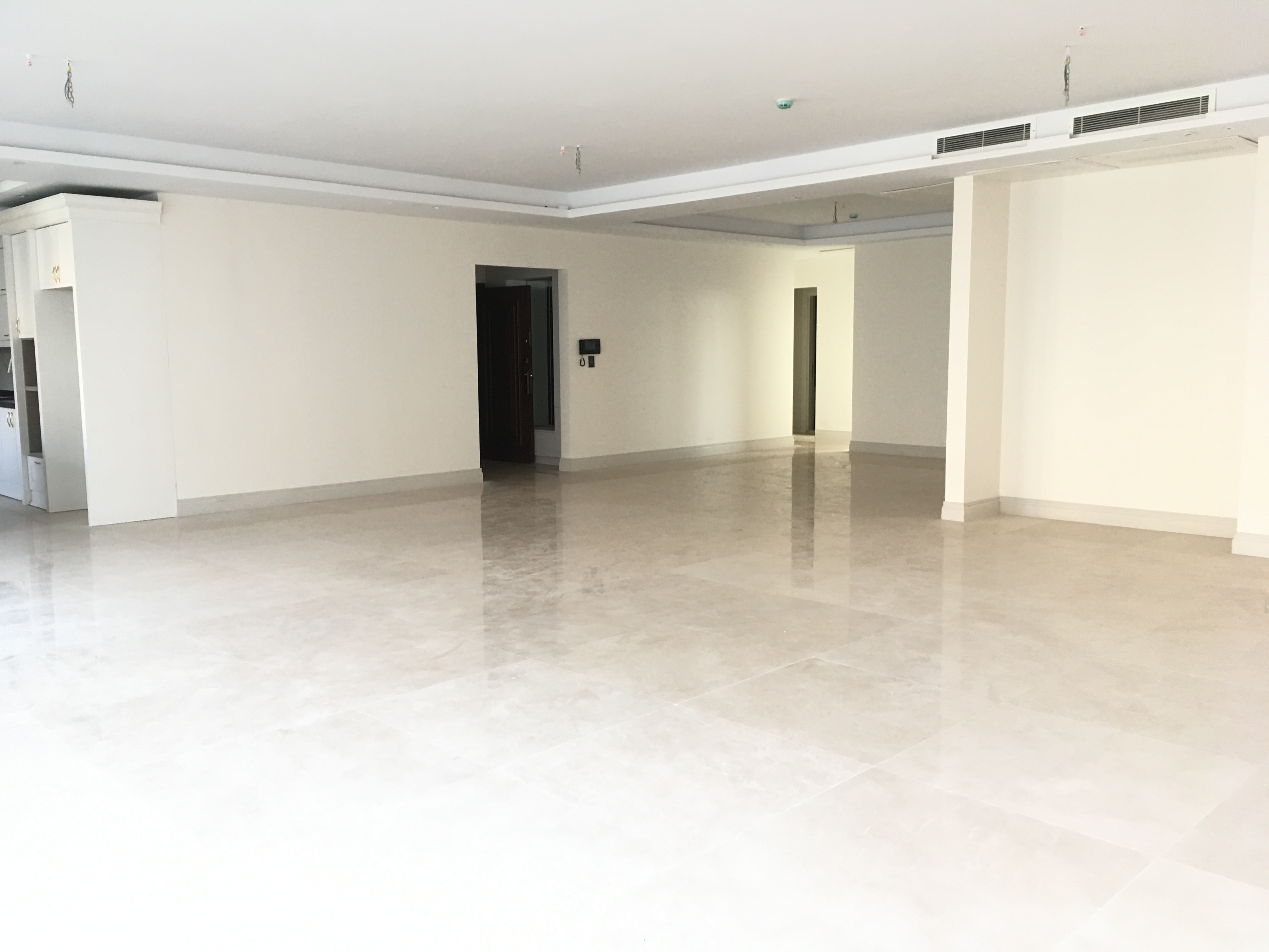 اجاره آپارتمان 220 متر نیاوران نئوکلاسیک ساختمان برند فول مشاعات