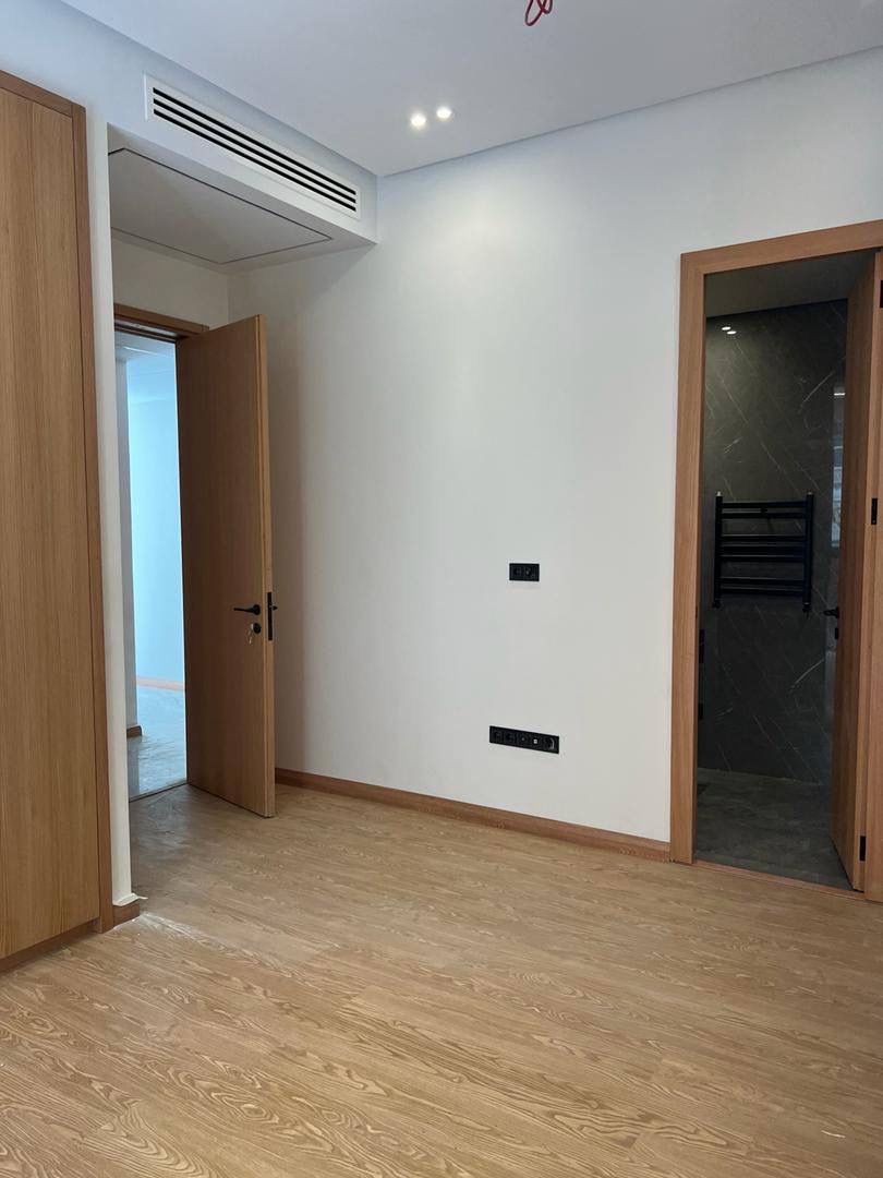 فروش آپارتمان 120متر فرمانیه فول مشاعات