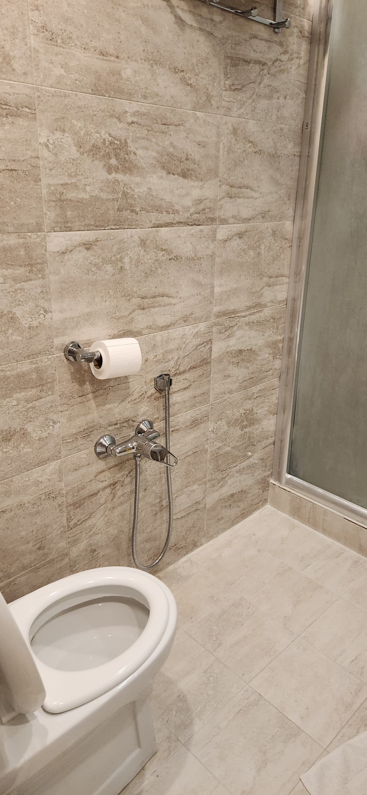 فروش آپارتمان 180متر فرمانیه سنبل