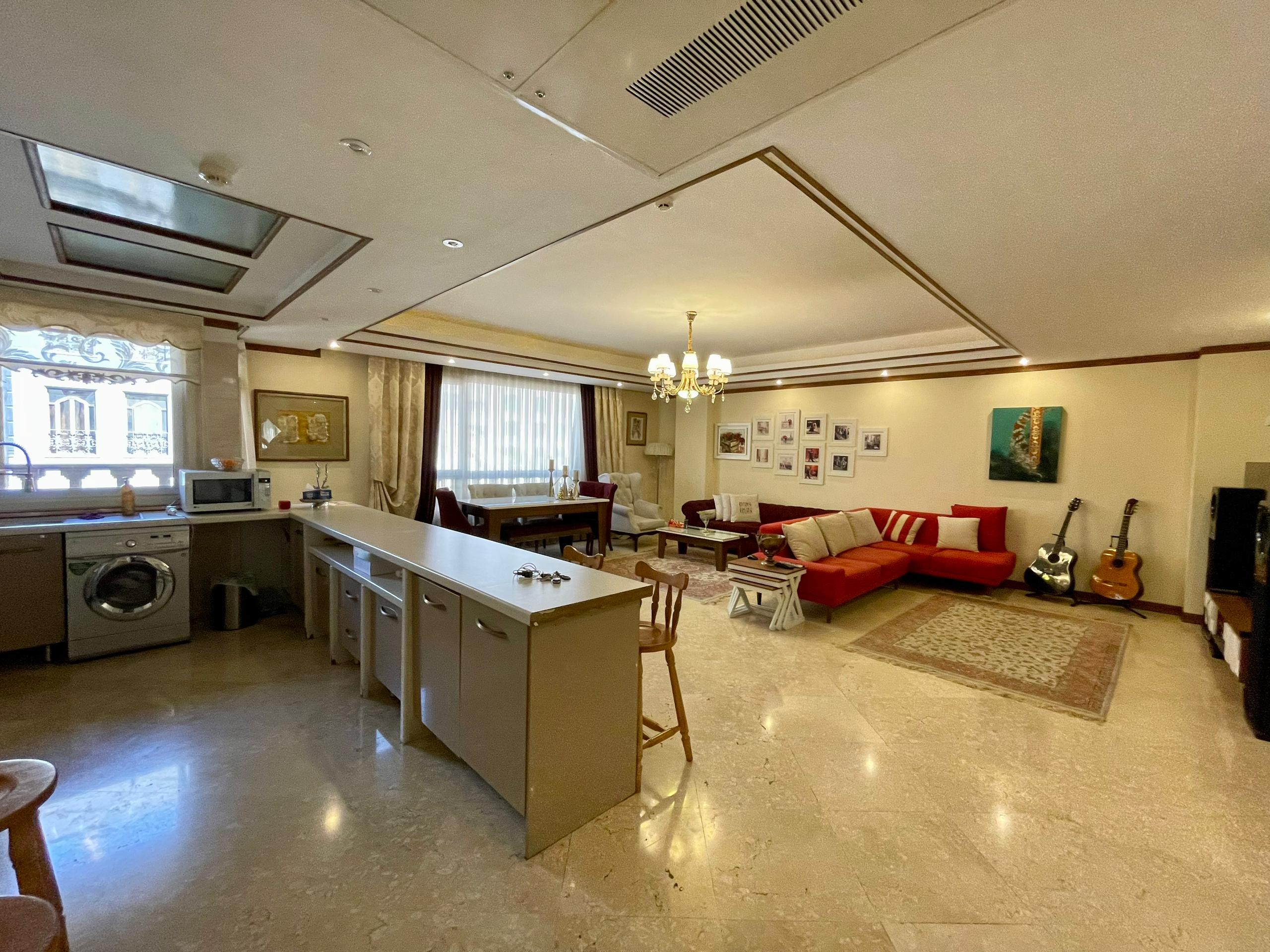 فروش آپارتمان 106متر فرمانیه تاپ لوکیشن