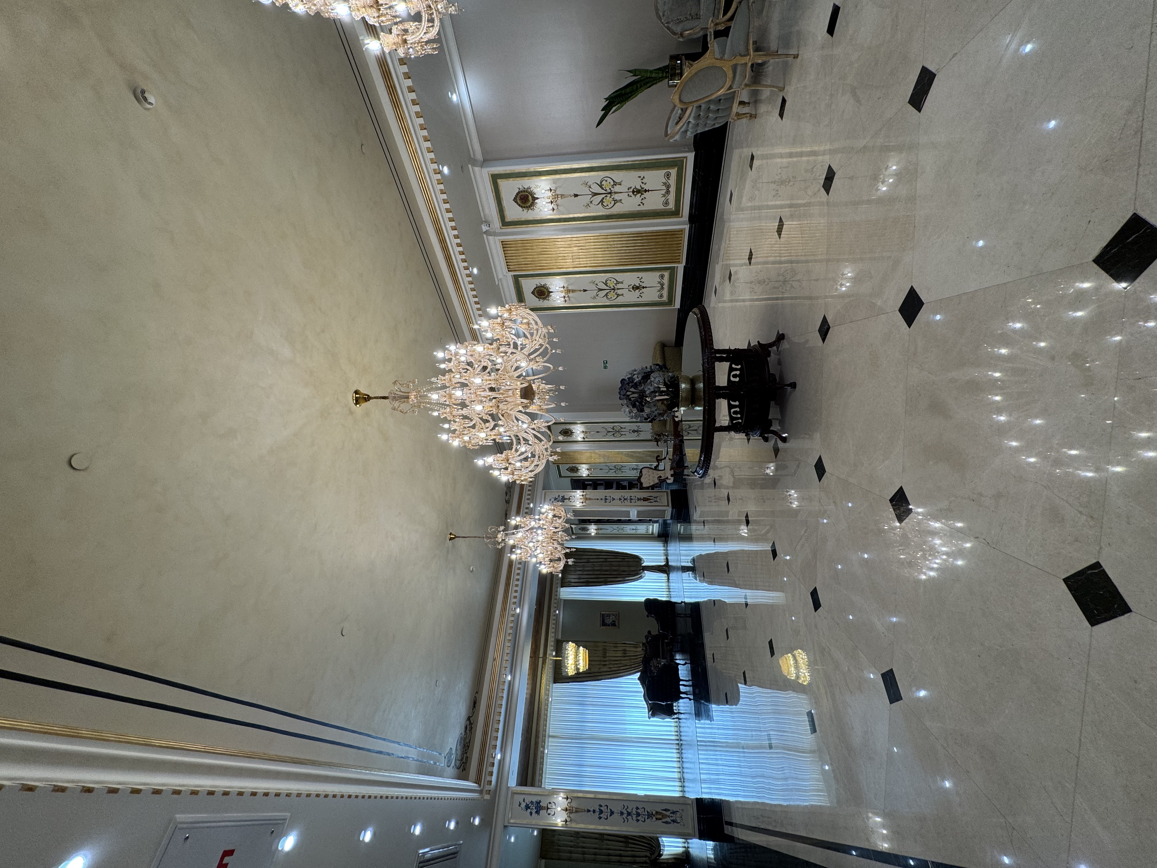 فروش آپارتمان 350 متر صاحبقرانیه فول مشاعات