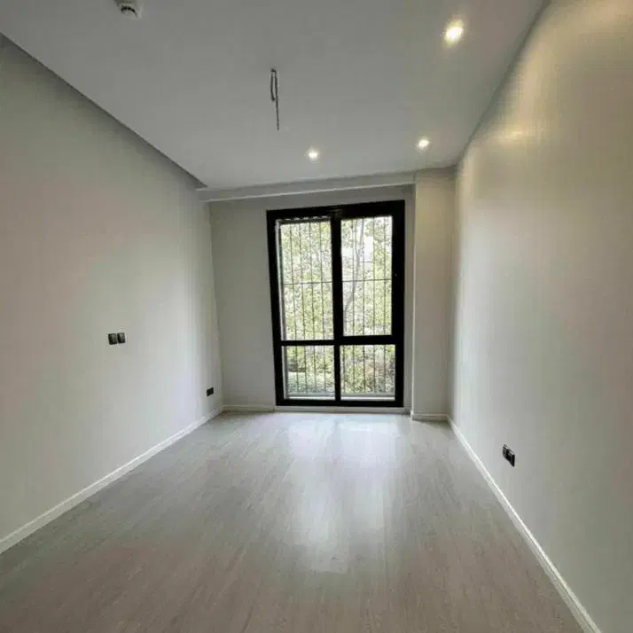 آپارتمان 106 متری 2 خوابه غرق نور بازسازی شده در قیطریه