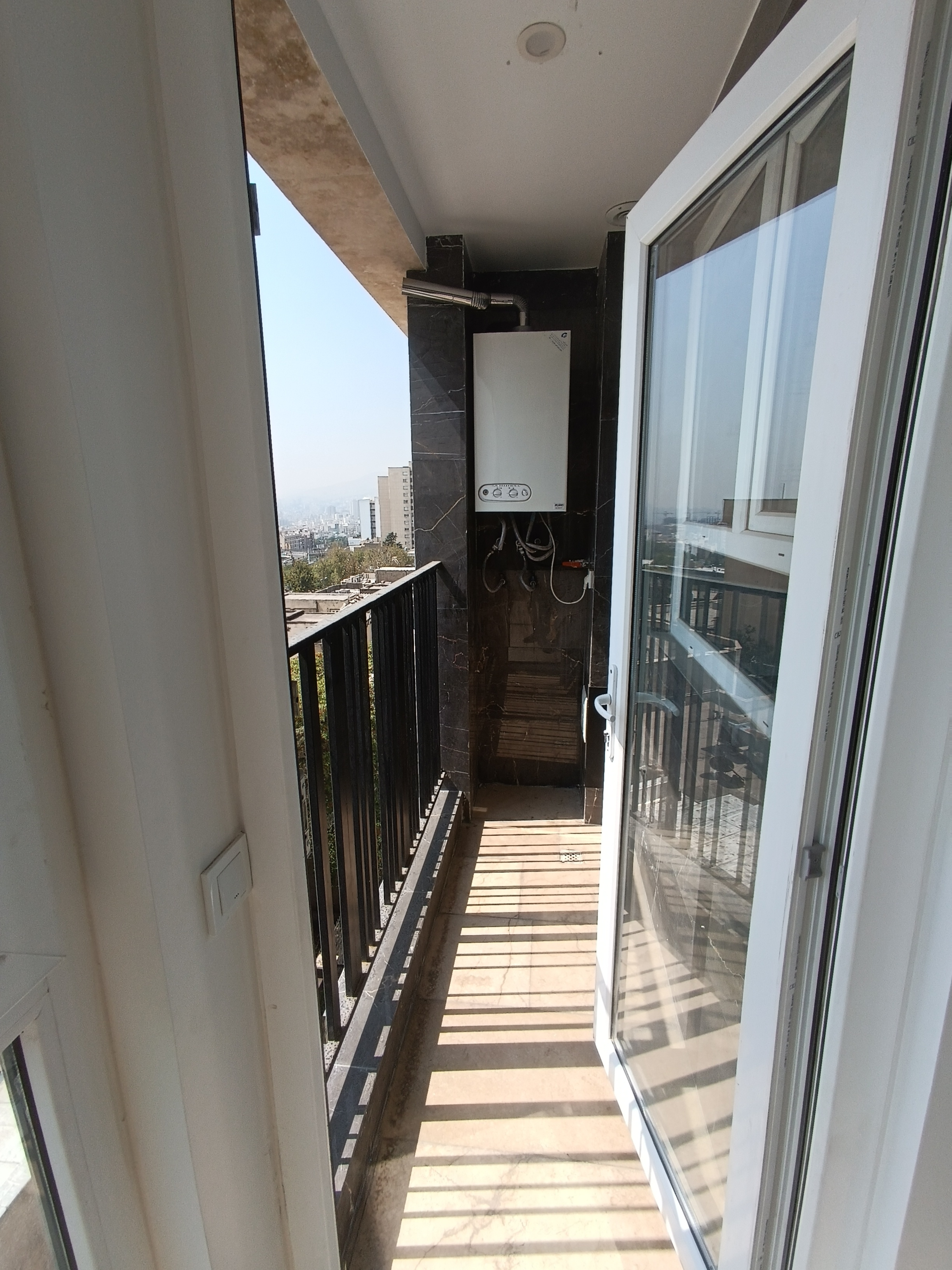 فروش آپارتمان 100 متر 2 خواب نوساز ویو ابدی بالکن دار