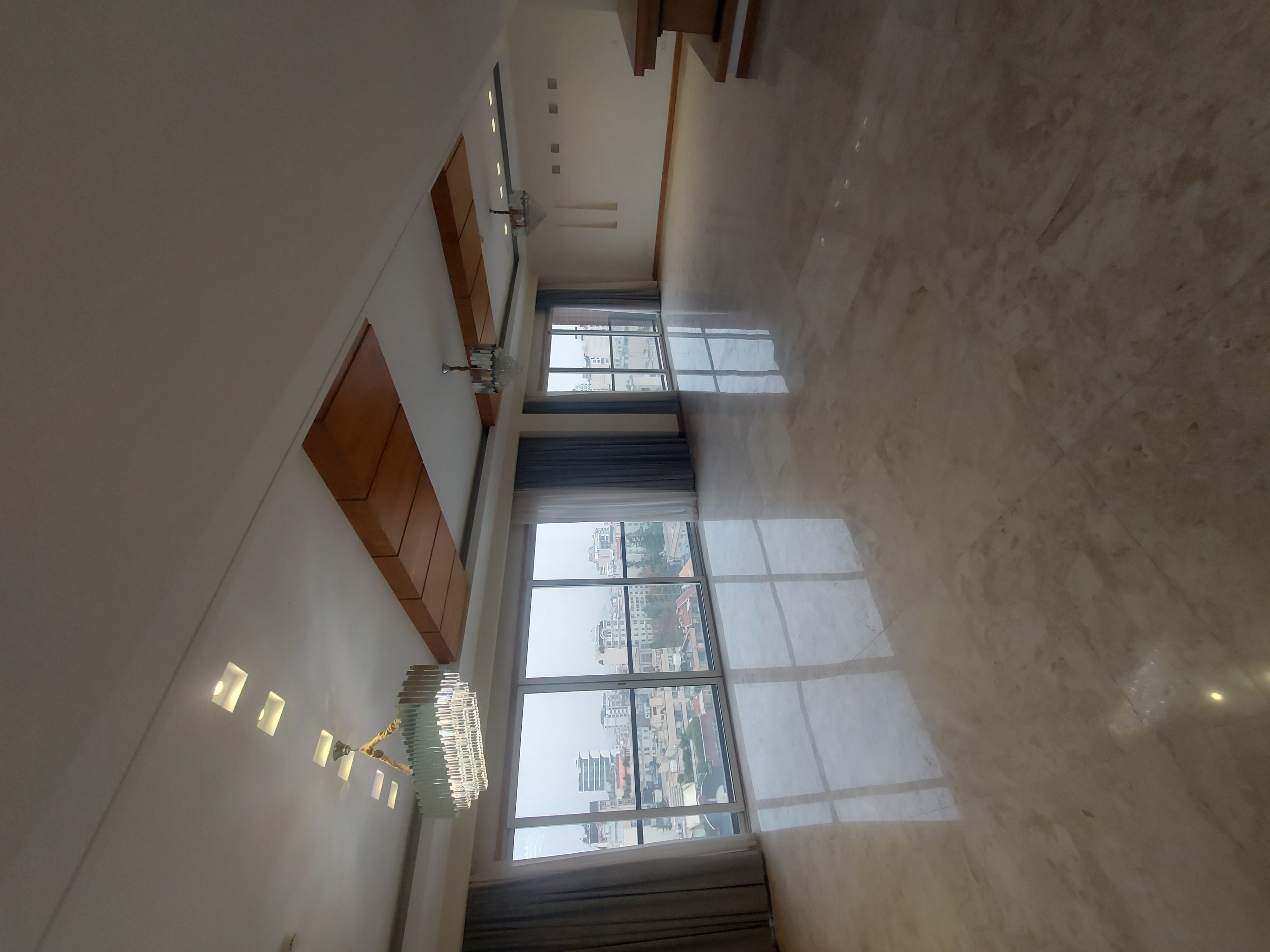 فروش برج باغ 190متر 3خواب فول بازسازی سه جهت نور و ویو