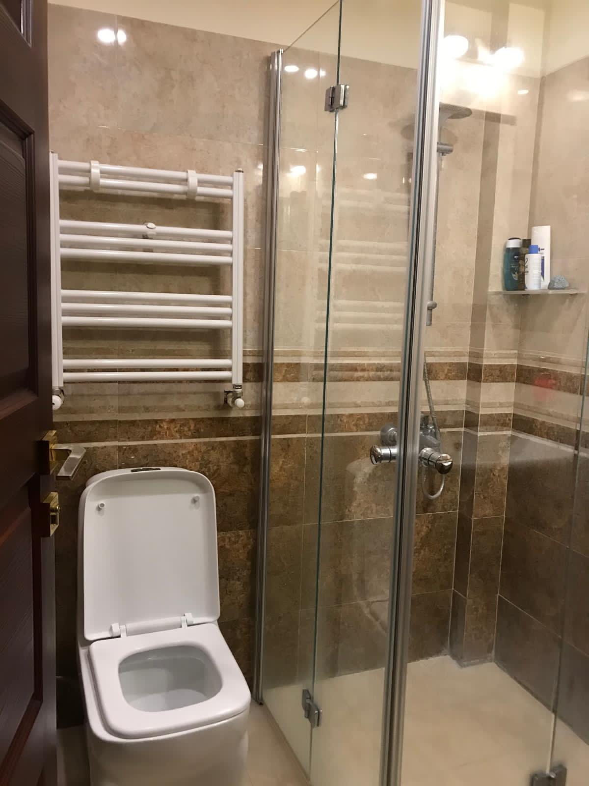 فروش آپارتمان 90 متری 2 خواب گلستان یکم