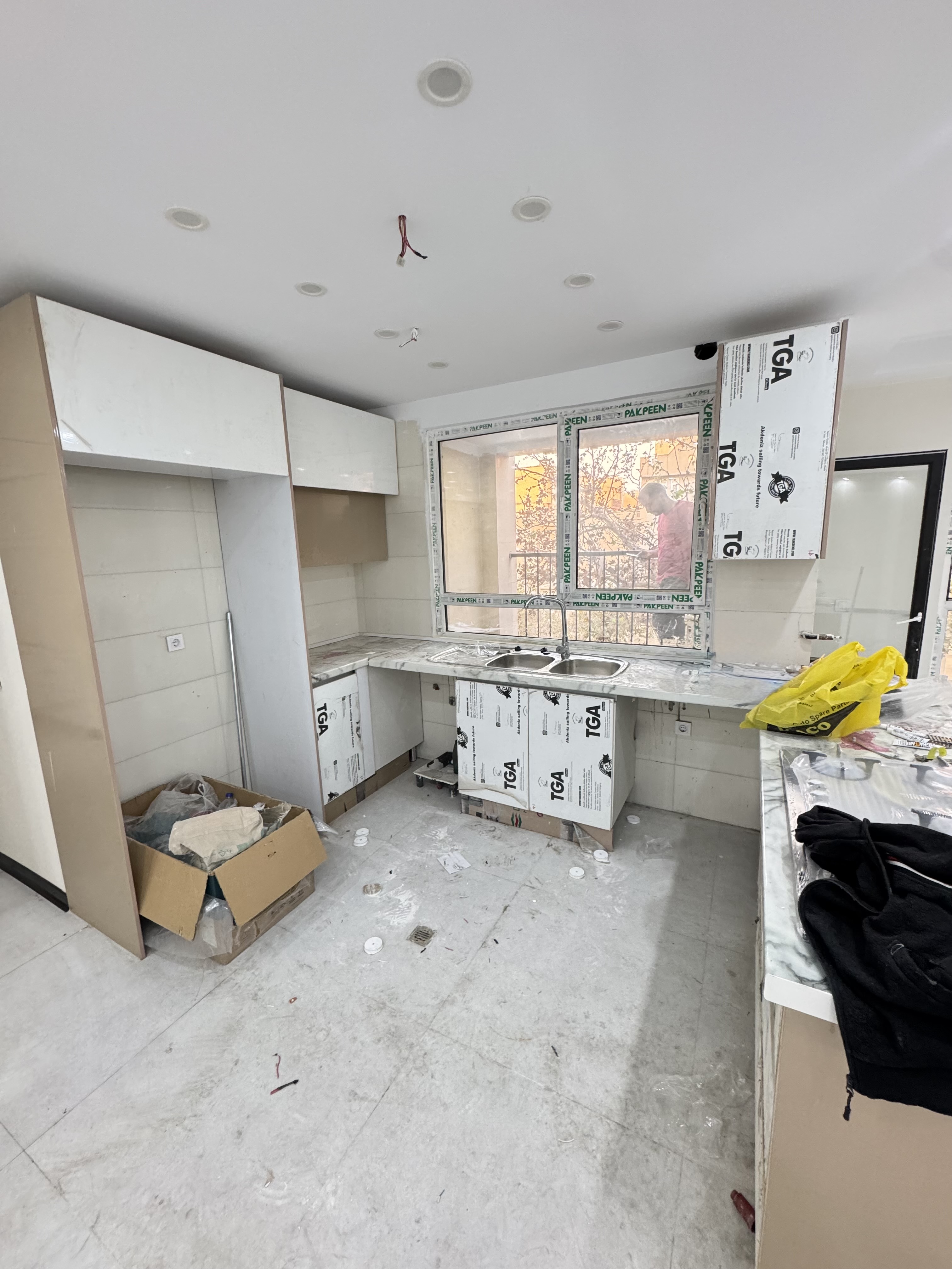 اجاره اپارتمان 127 متر فدک کلید نخورده