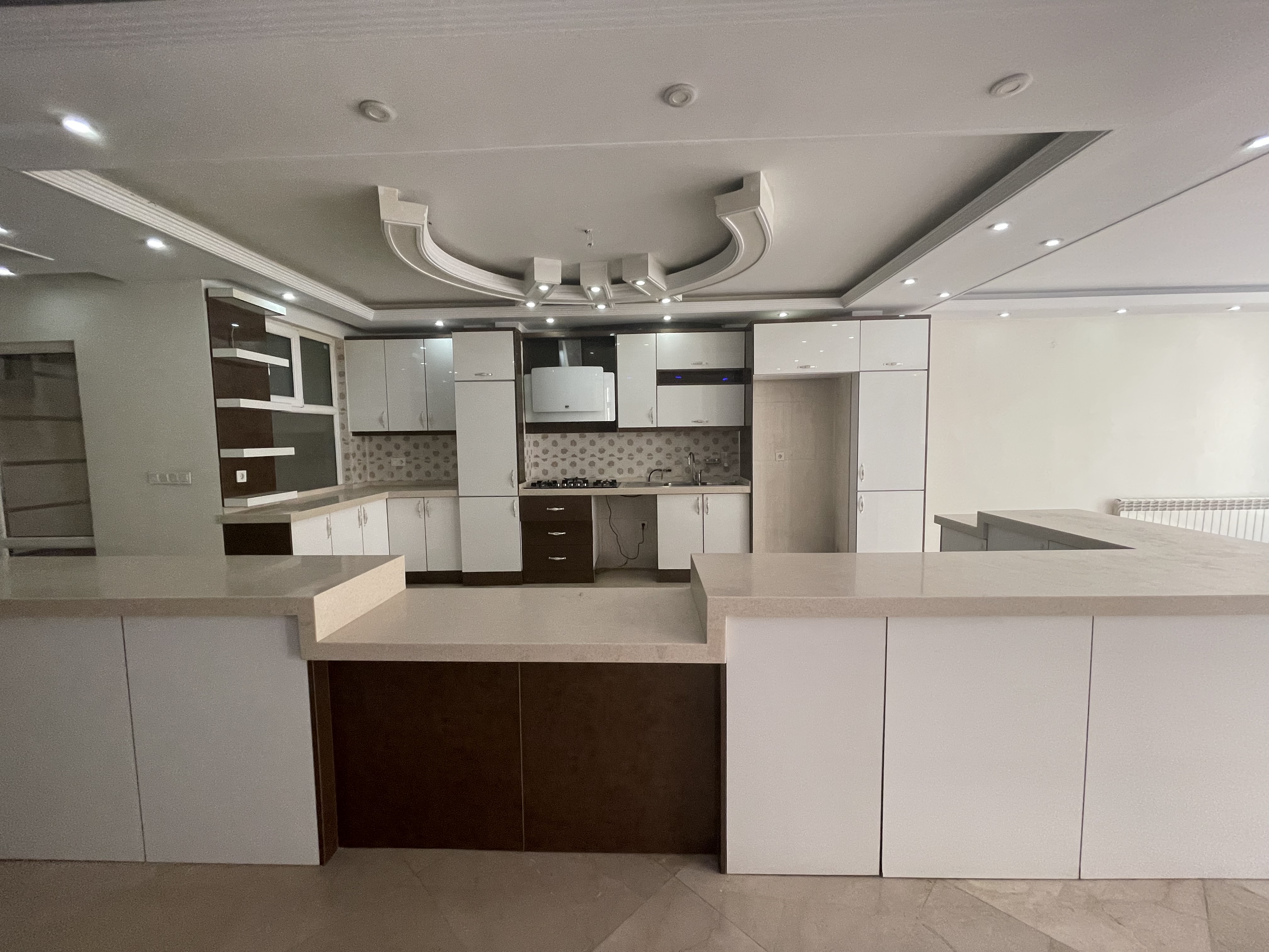 اجاره اپارتمان200 متری در نیاوران