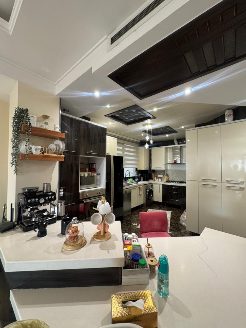 فروش آپارتمان 130 متر آجودانیه تاپ لوکیشن