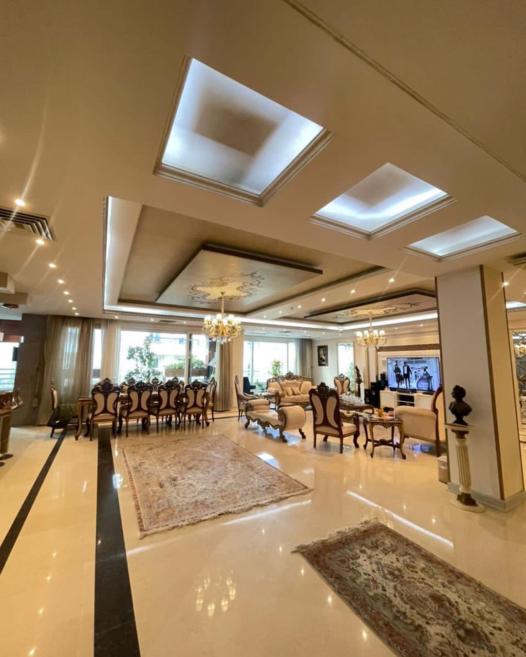 فروش برج باغ 210 متر فرمانیه