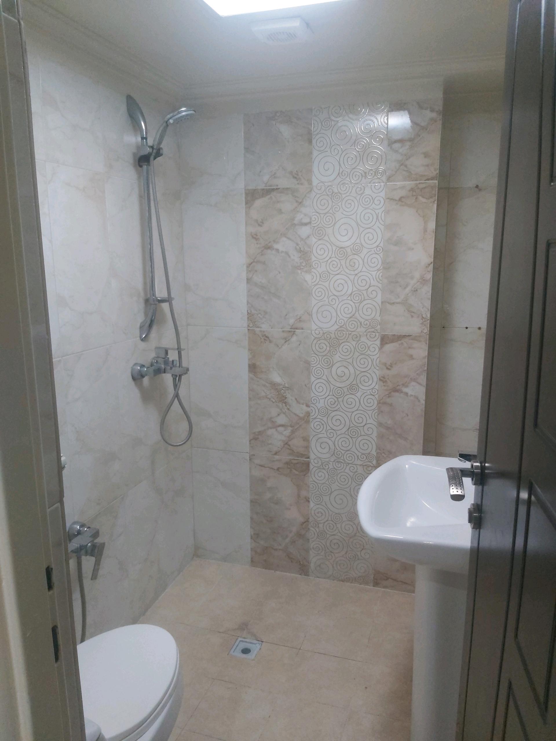 اجاره آپارتمان 90 متر قلهک خوش نقشه فول امکانات