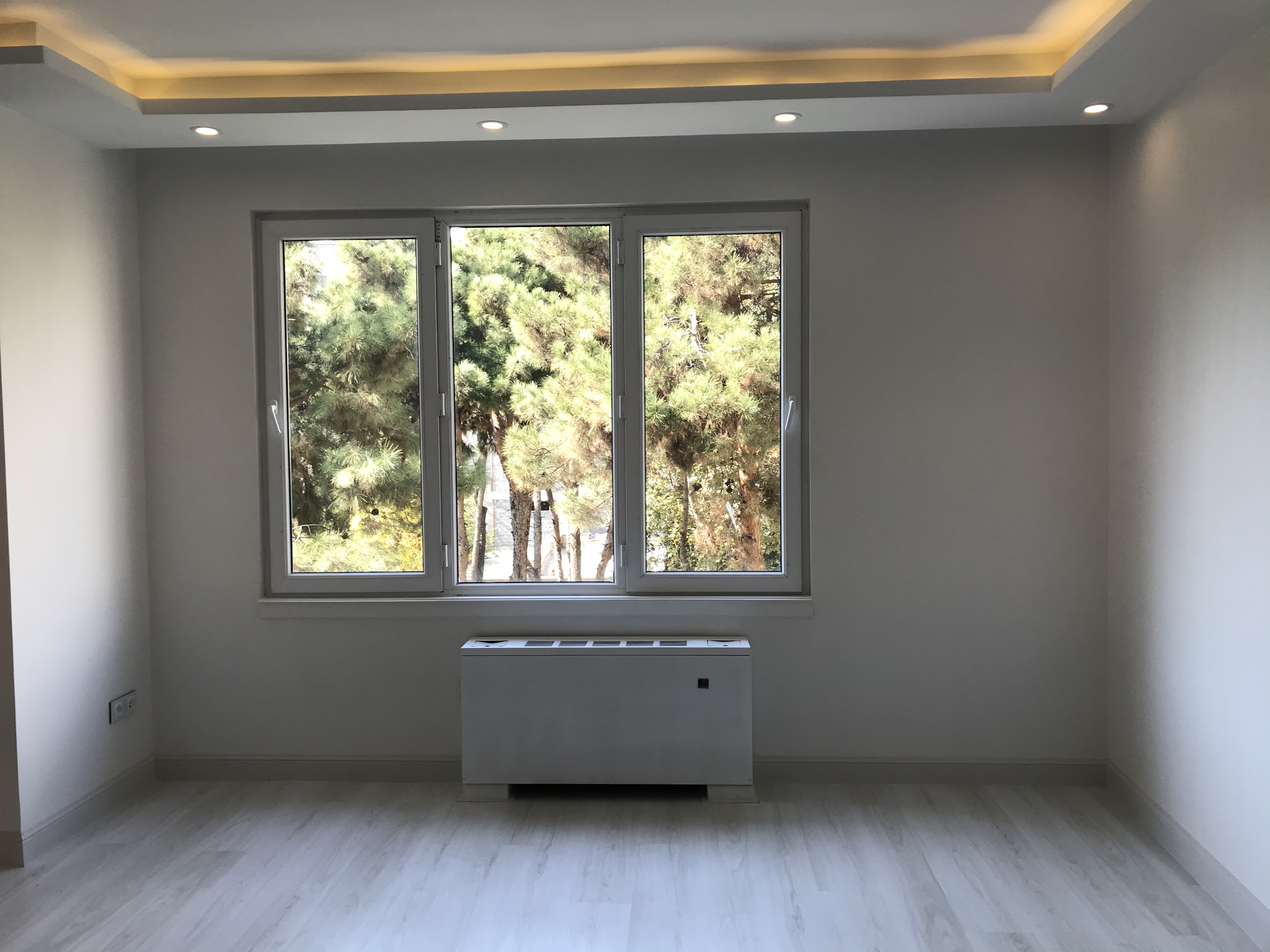 فروش آپارتمان 130 متر 3 خواب اقدسیه