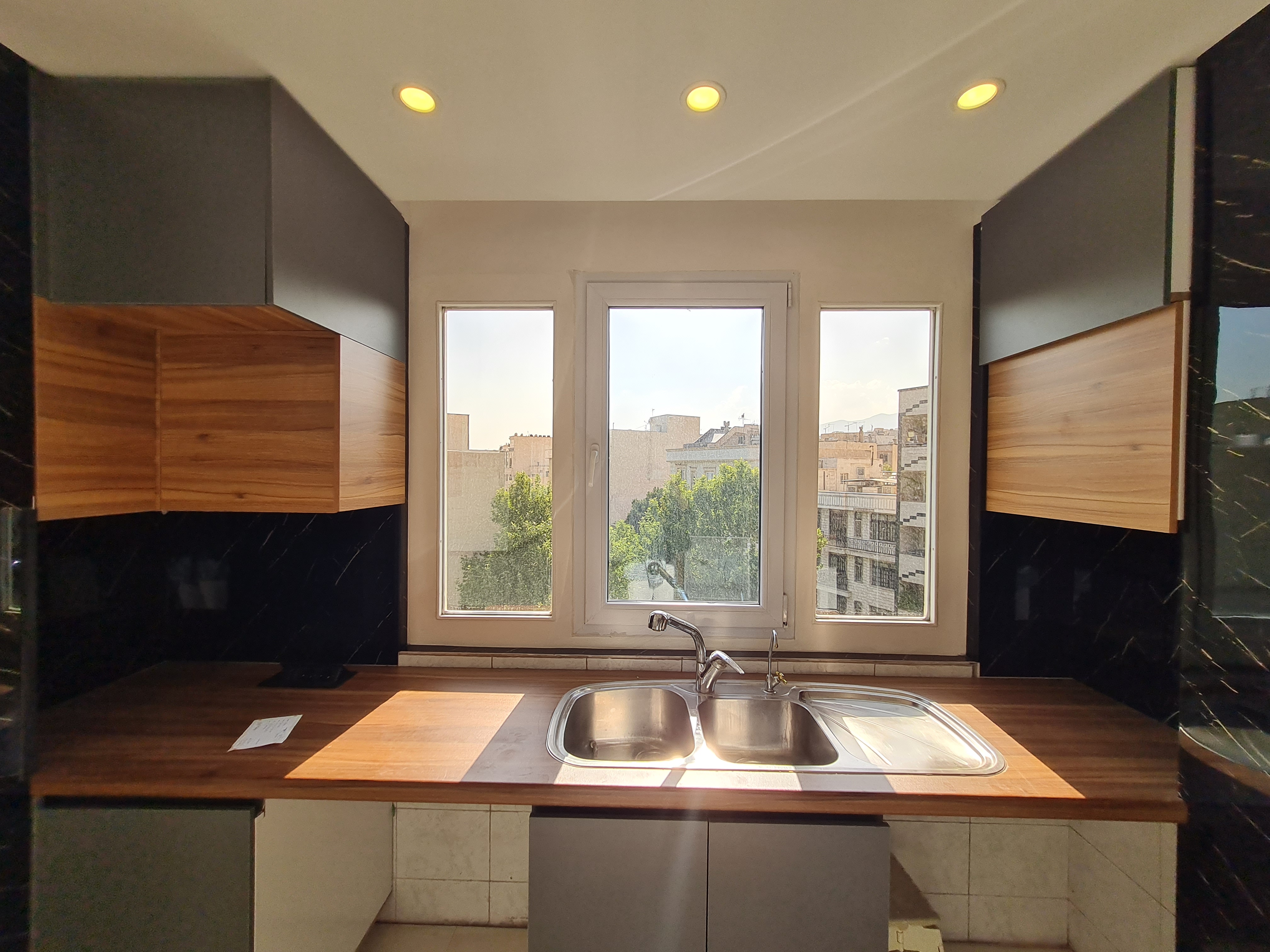 فروش آپارتمان 115 متر دیباجی تاپ لوکیشن