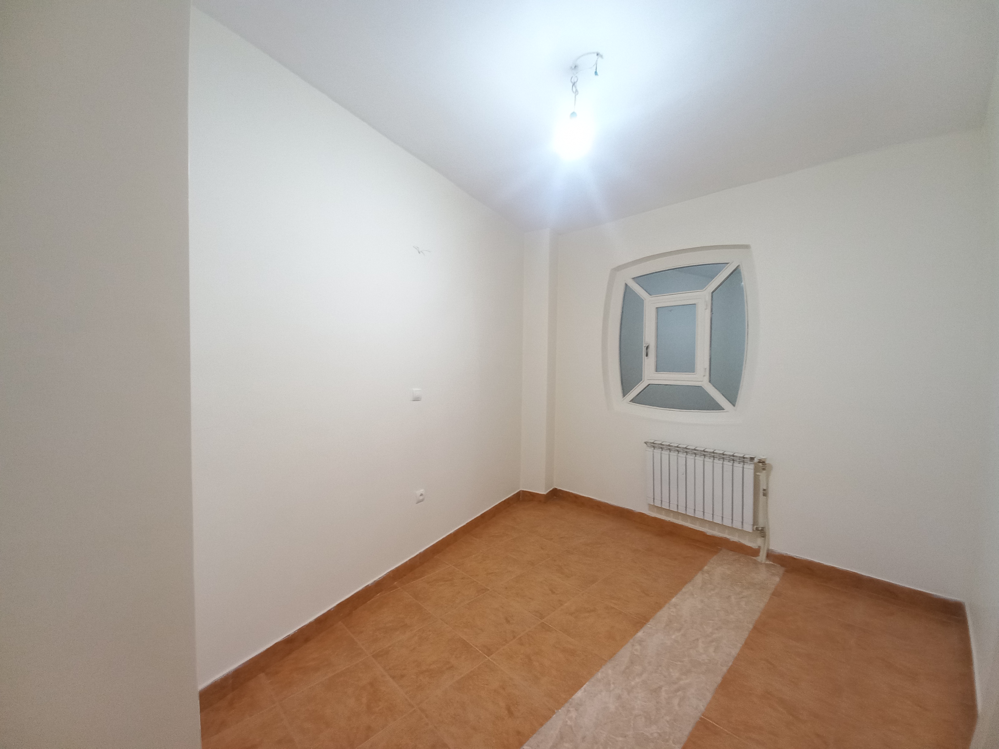 فروش آپارتمان 95 متر شهرک لاله