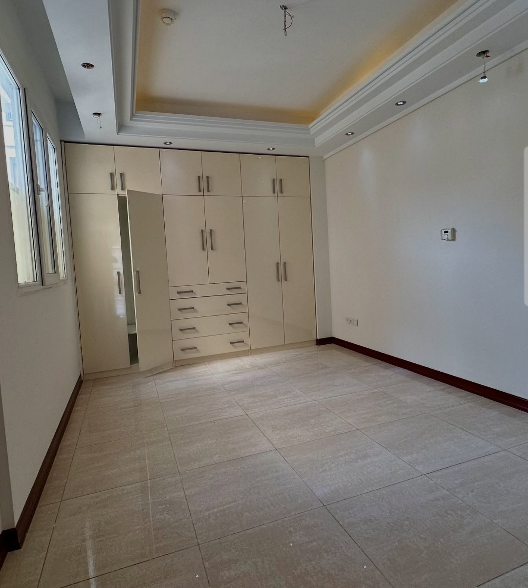 فروش آپارتمان 215 متر دروس هدایت فول مشاعات آبی