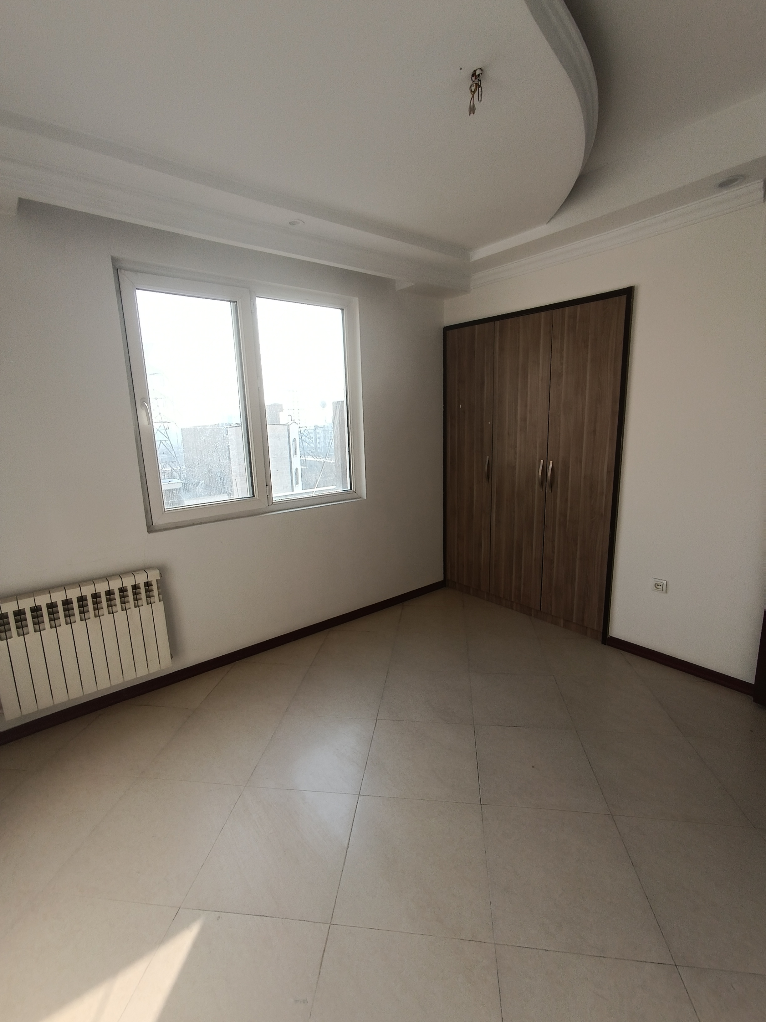 آپارتمان فروشی 110 متر شهرک گلها 2 بالکن ویو دار 1 مستر