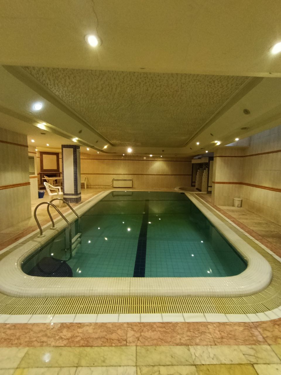 اجاره آپارتمان 115متر نیاوران مشاعات آبی فعال