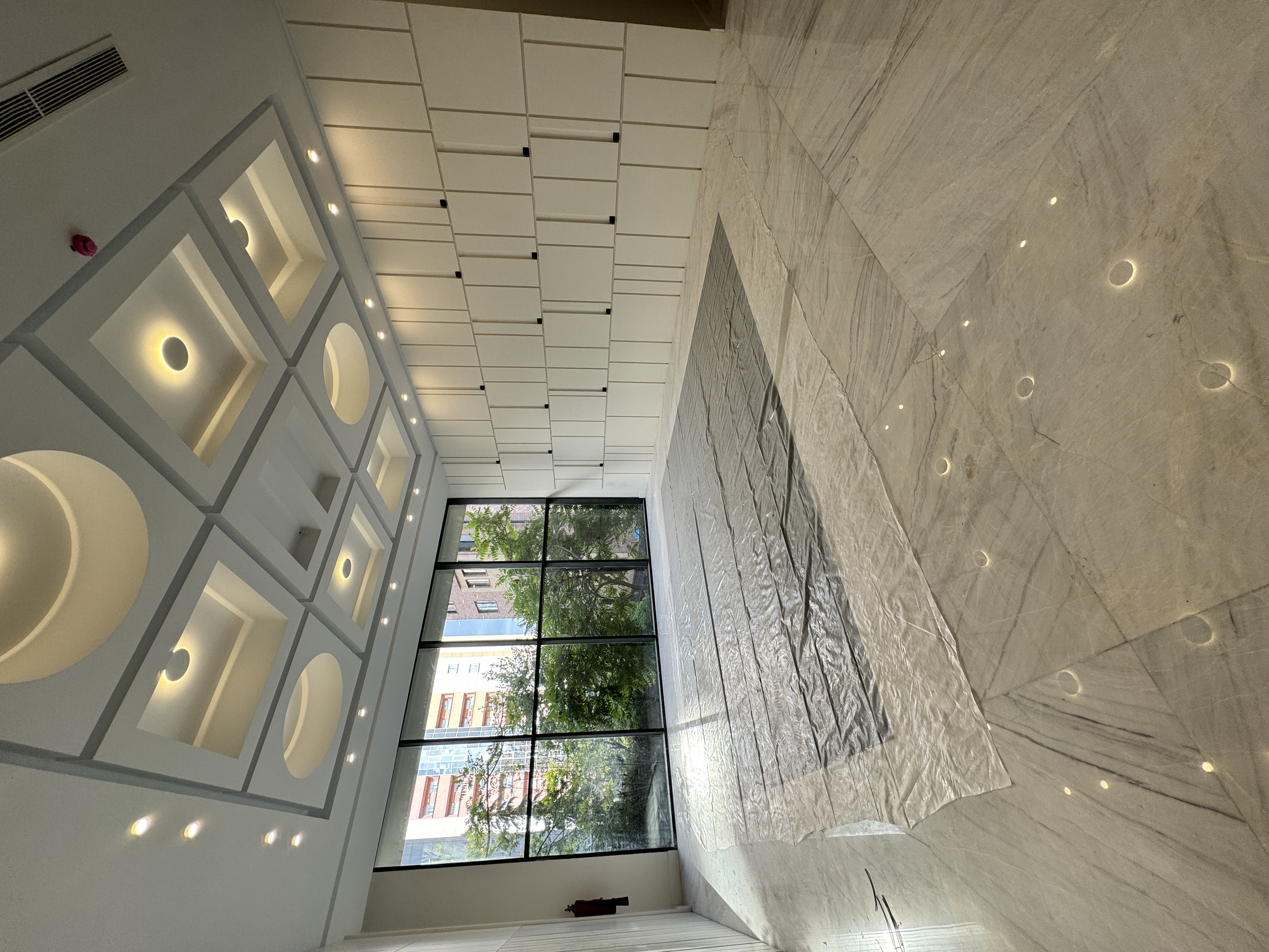 فروش آپارتمان 105 متر فرمانیه مدرن با تراس قابل چیدمان