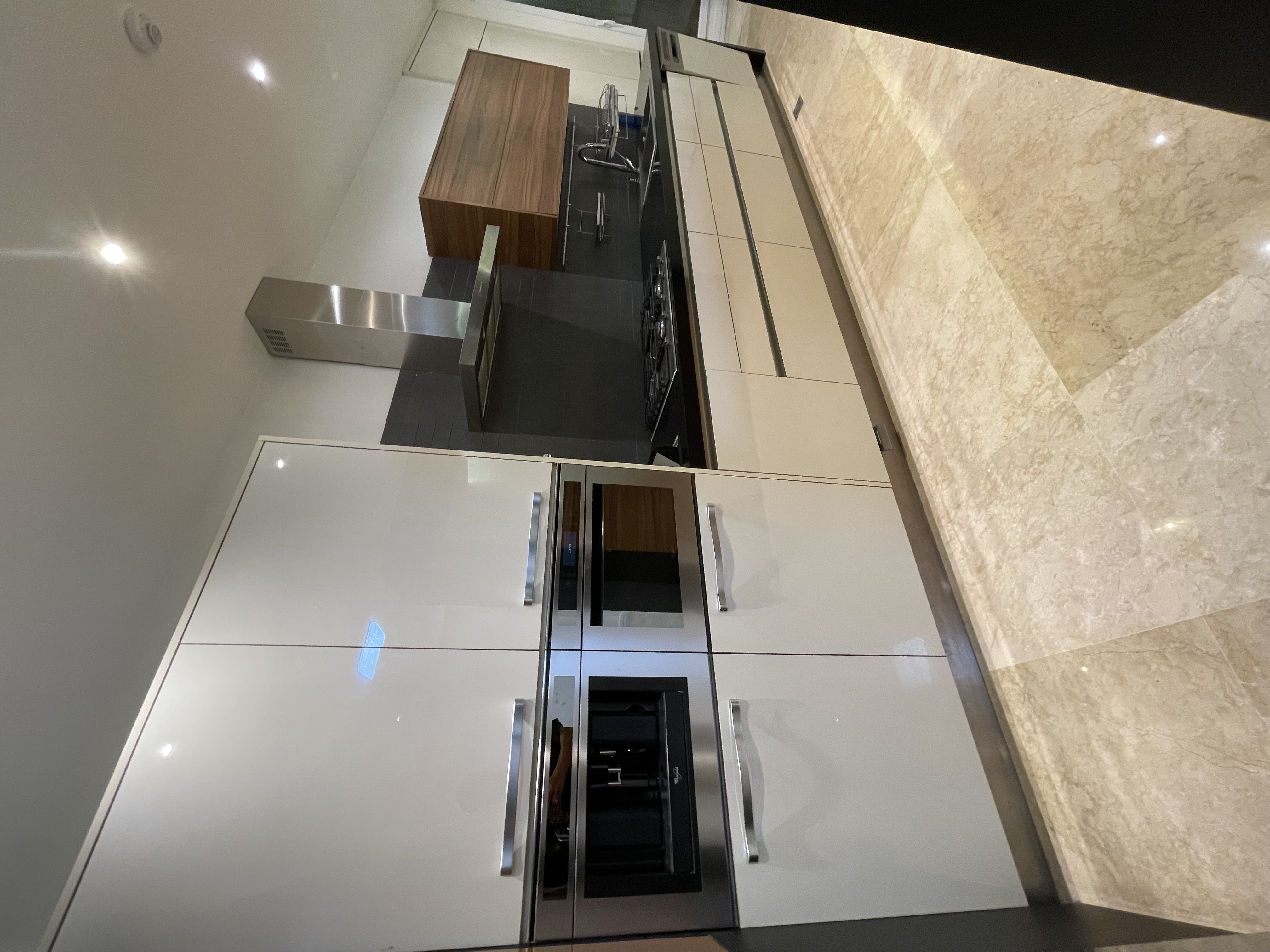 فروش آپارتمان 125 متر اقدسیه فول مشاعات