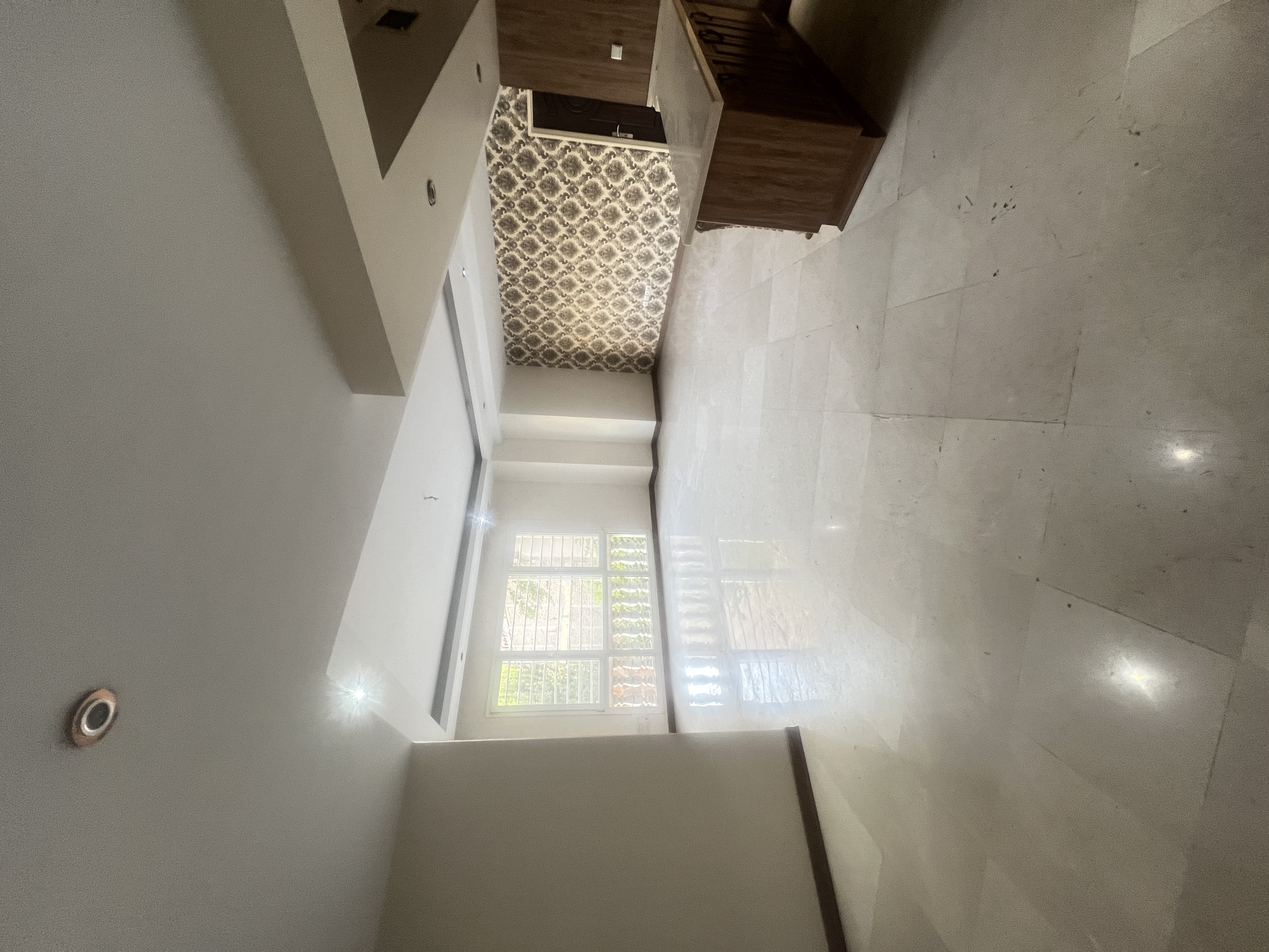 فروش آپارتمان 127 متر دروس 2 خواب 3 پارکینگ