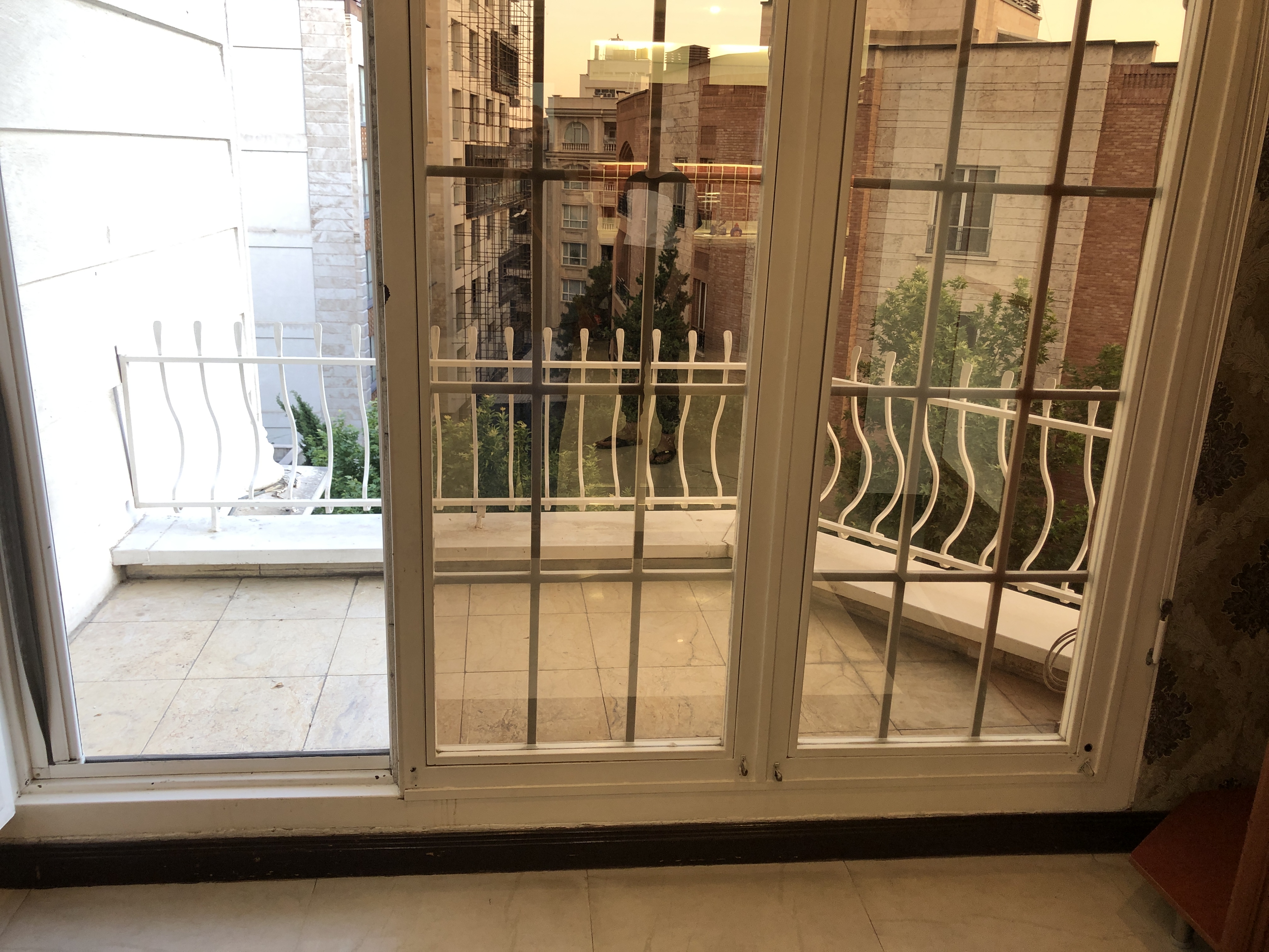 اجاره آپارتمان 400 متر اقدسیه 4 خواب