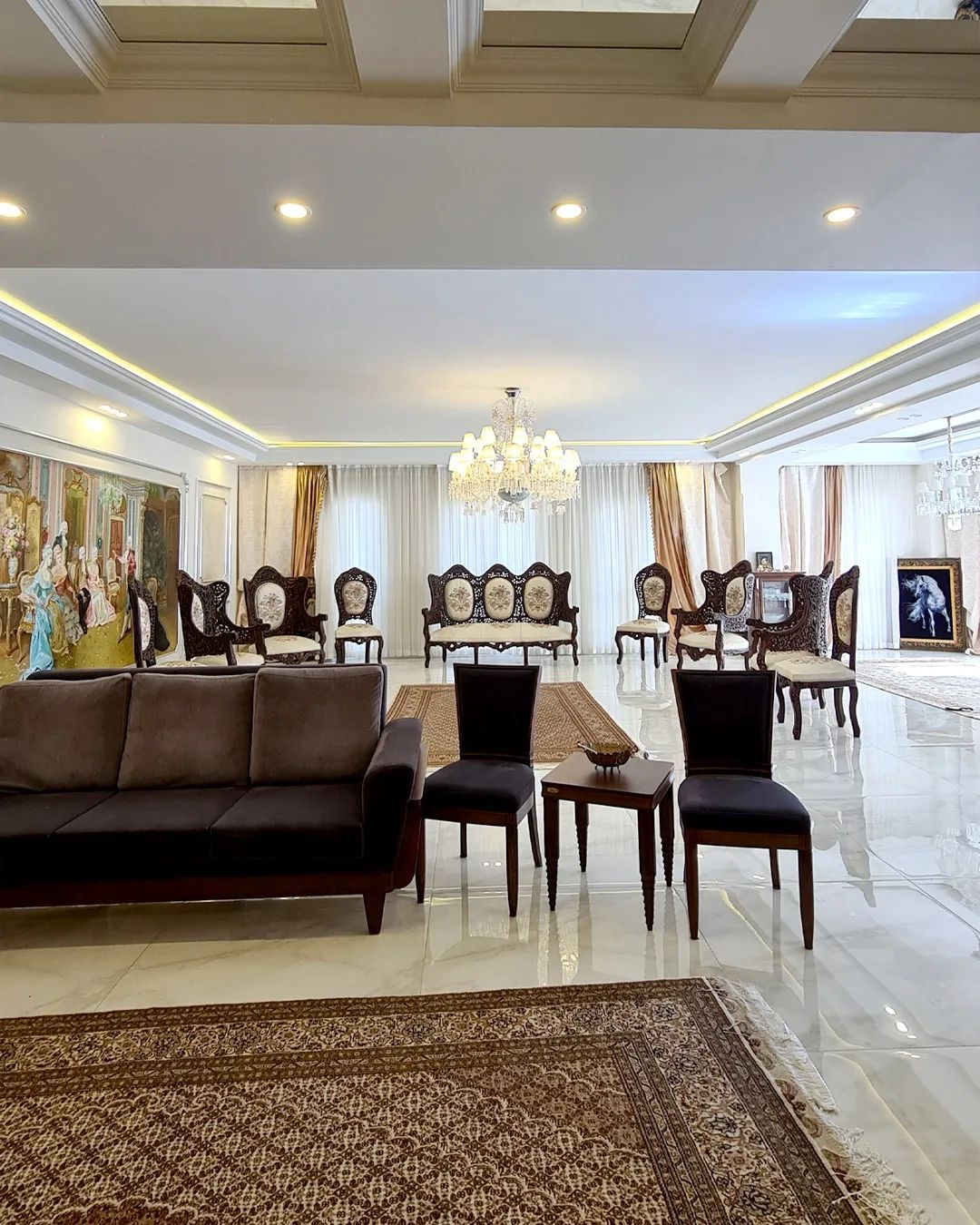 فروش آپارتمان 230 متر فرمانیه تاپ لوکیشن