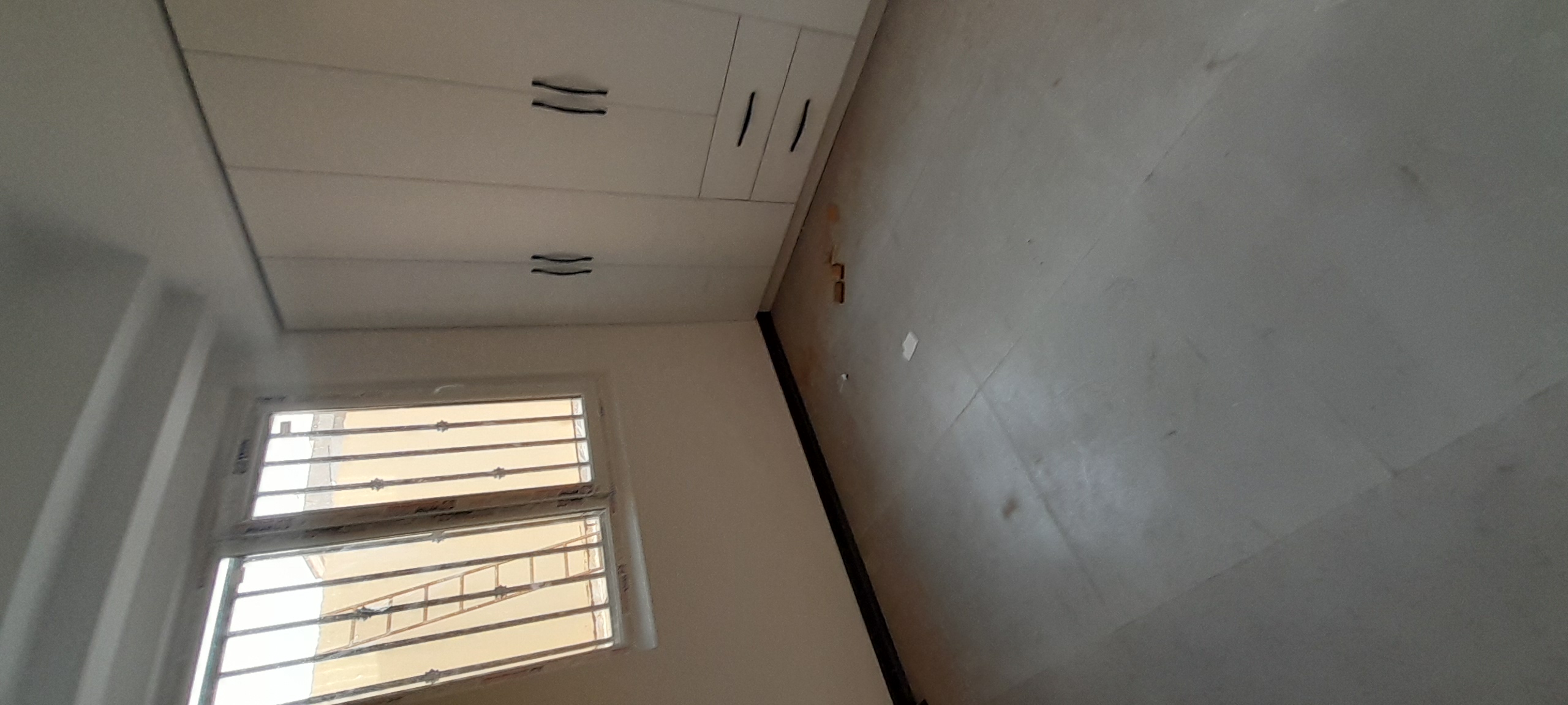 فروش آپارتمان 71متر نارمک فول امکانات کلید نخورده 2خواب