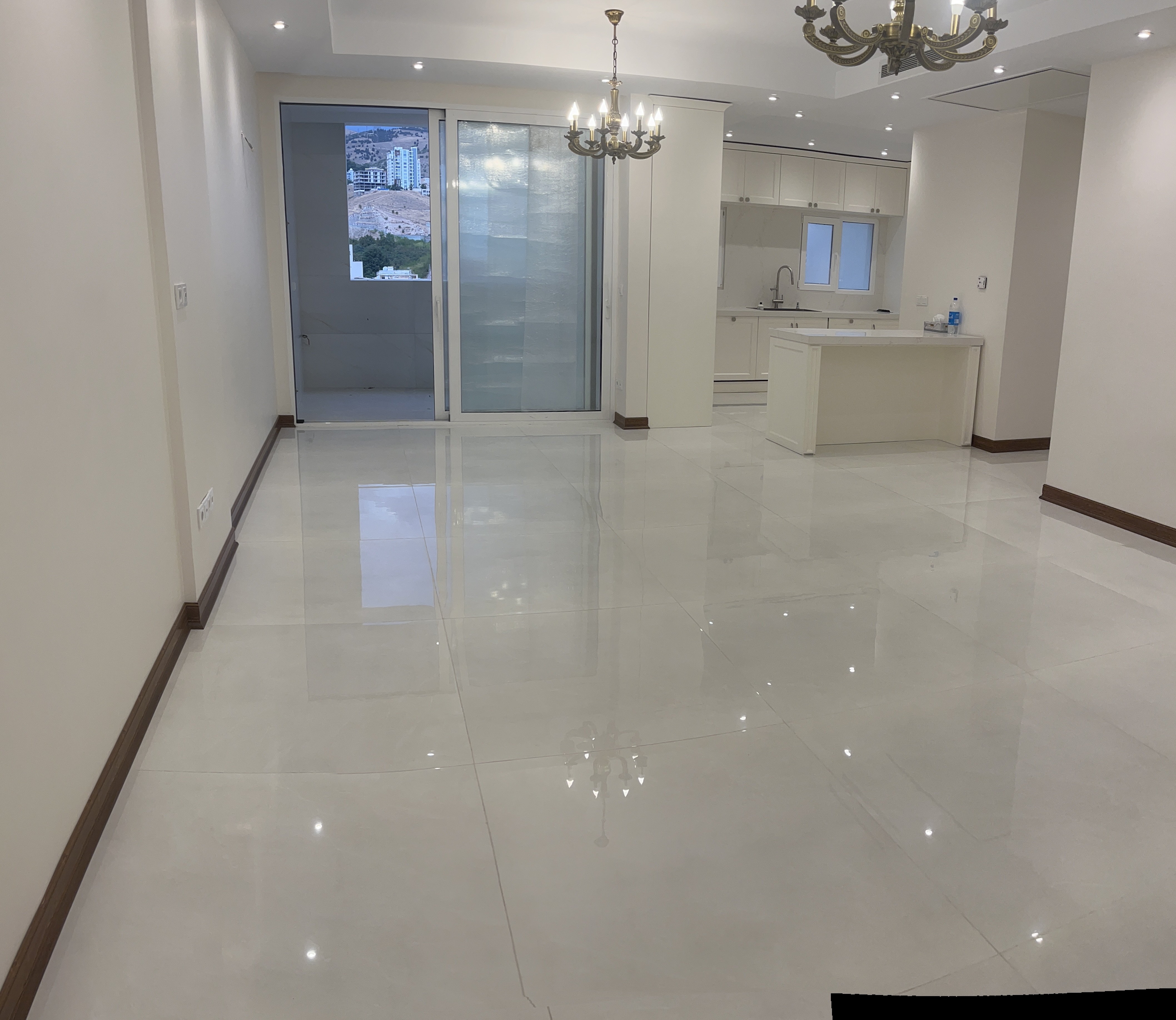 150 متر فول فرنیش 3 پارکینگ سندی 8 متر انباری