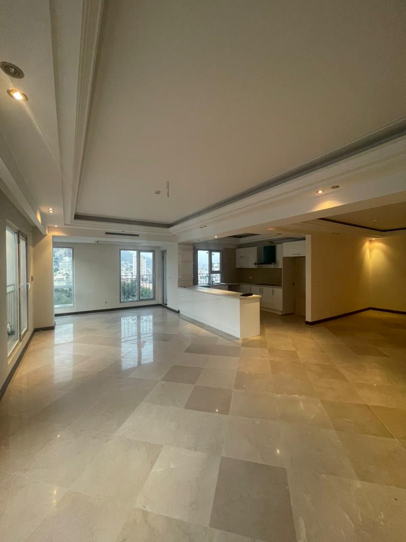 فروش آپارتمان در نیاوران 123 متر فول مشاعات