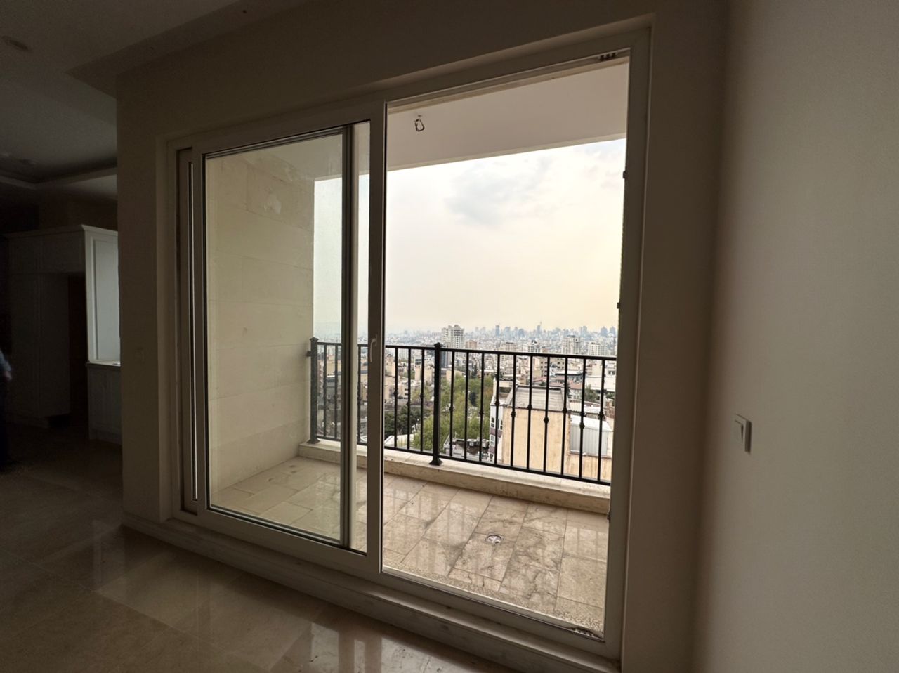 فروش آپارتمان 135متر گلسنگ 3خواب