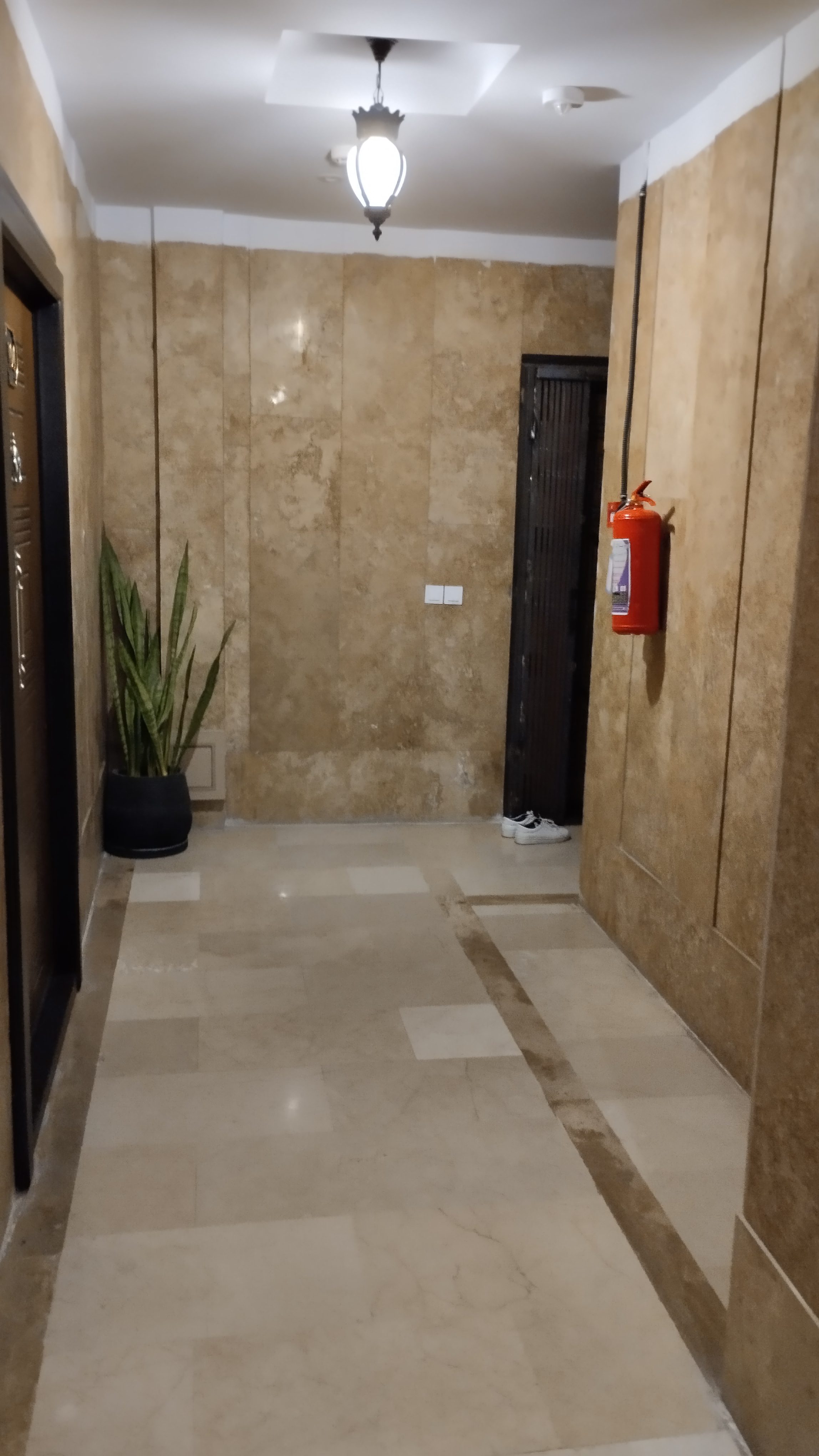 فروش آپارتمان 70 متر نیاوران فول مشاعات
