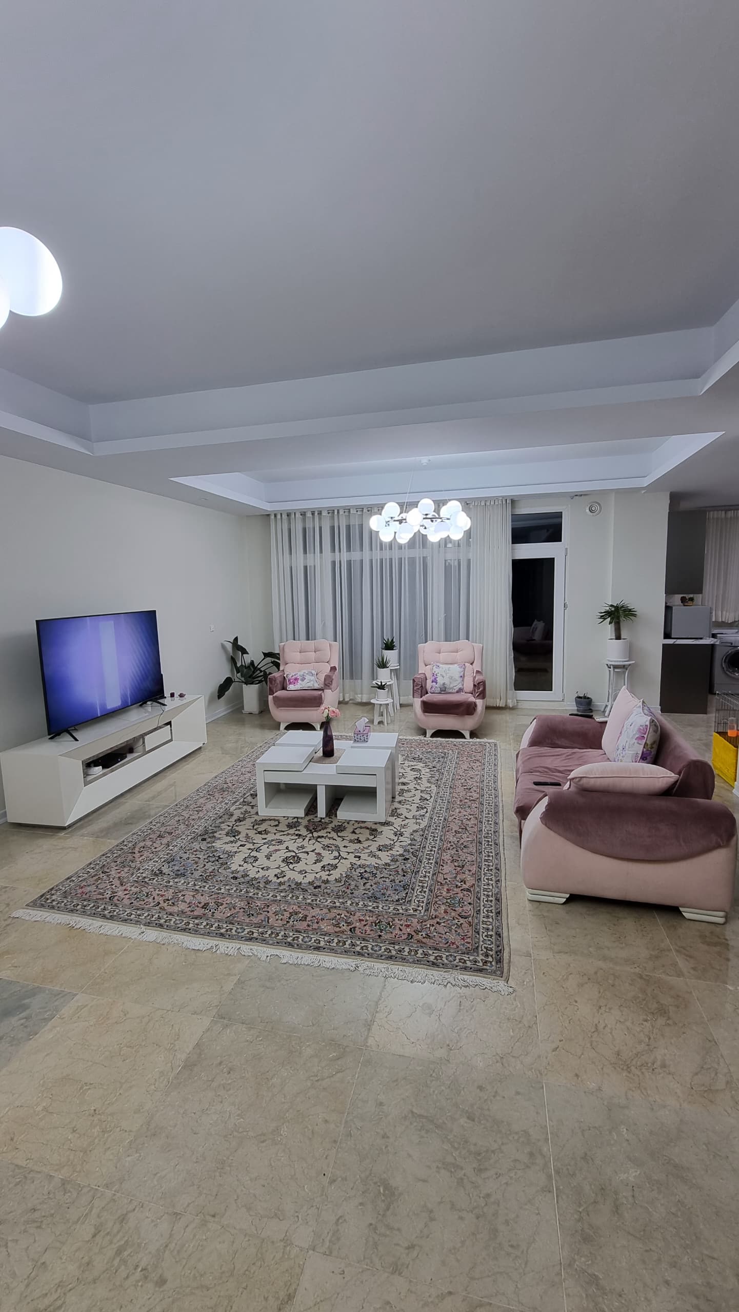 فروش آپارتمان 200 متر اقدسیه گلزار