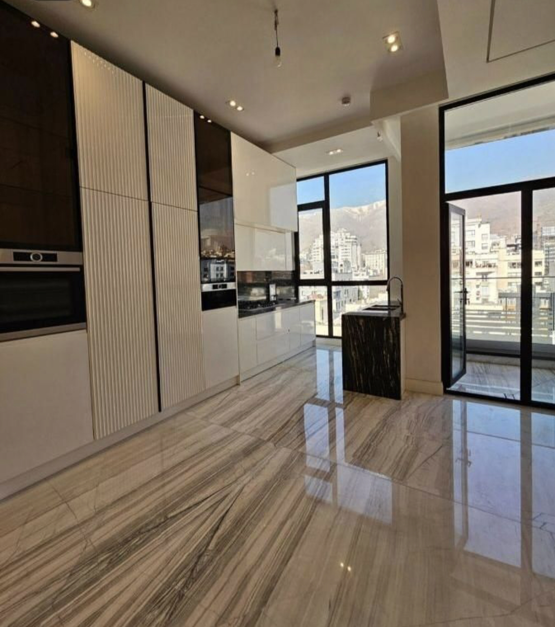 فروش اپارتمان 250 متر نیاوران